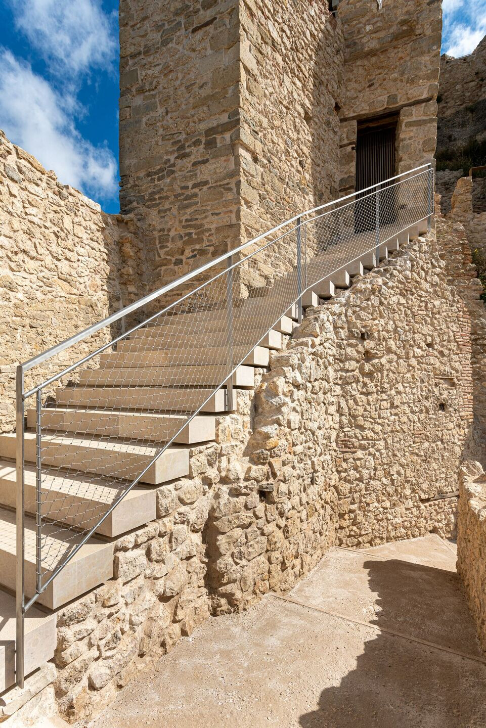 https://archello.com/story/100603/attachments/photos-videos/31 photo_credit Joan Roig