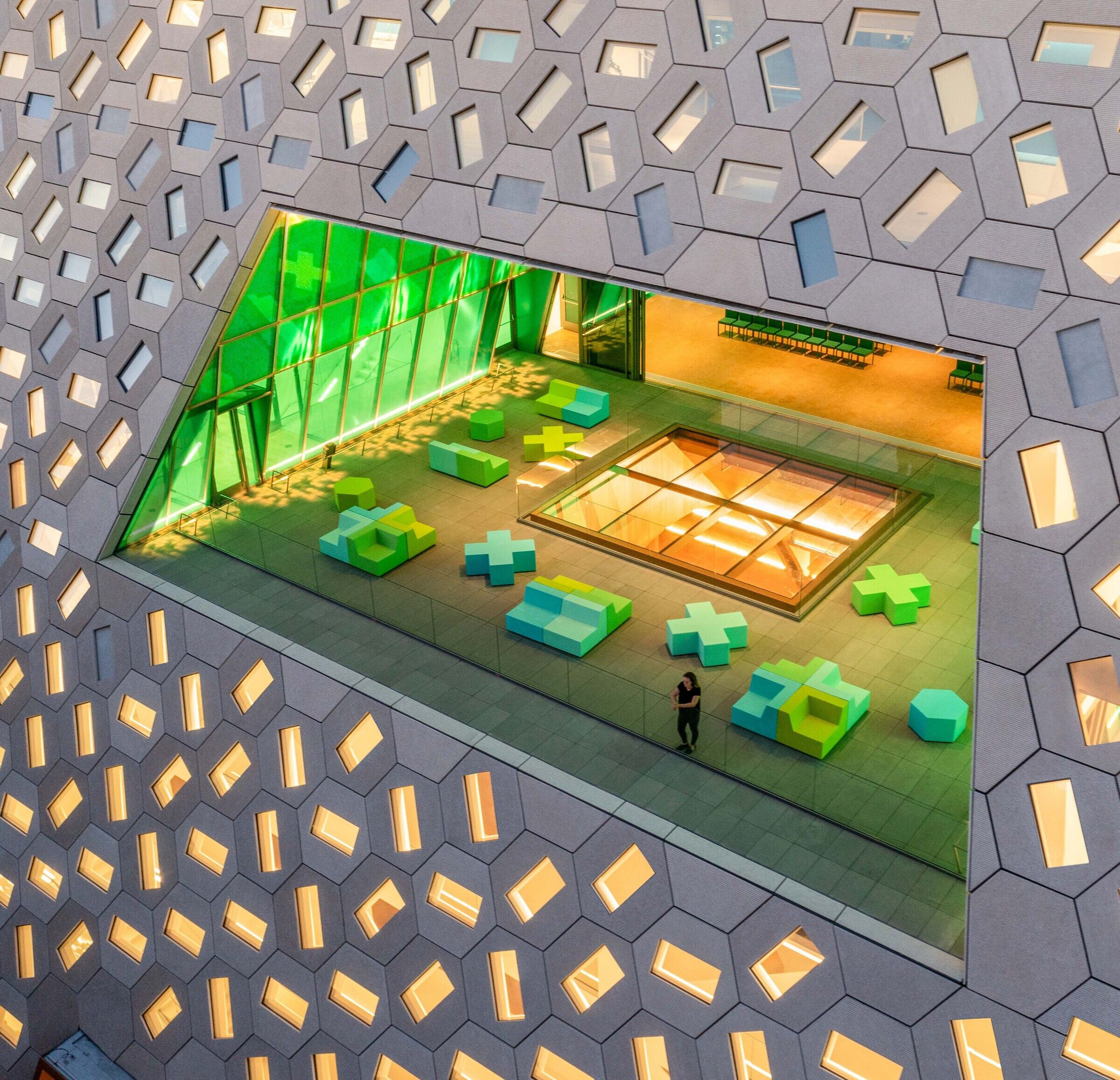https://archello.com/story/100678/attachments/photos-videos/30 photo_credit Image courtesy of OMA New York, Photography by Jason O’Rear