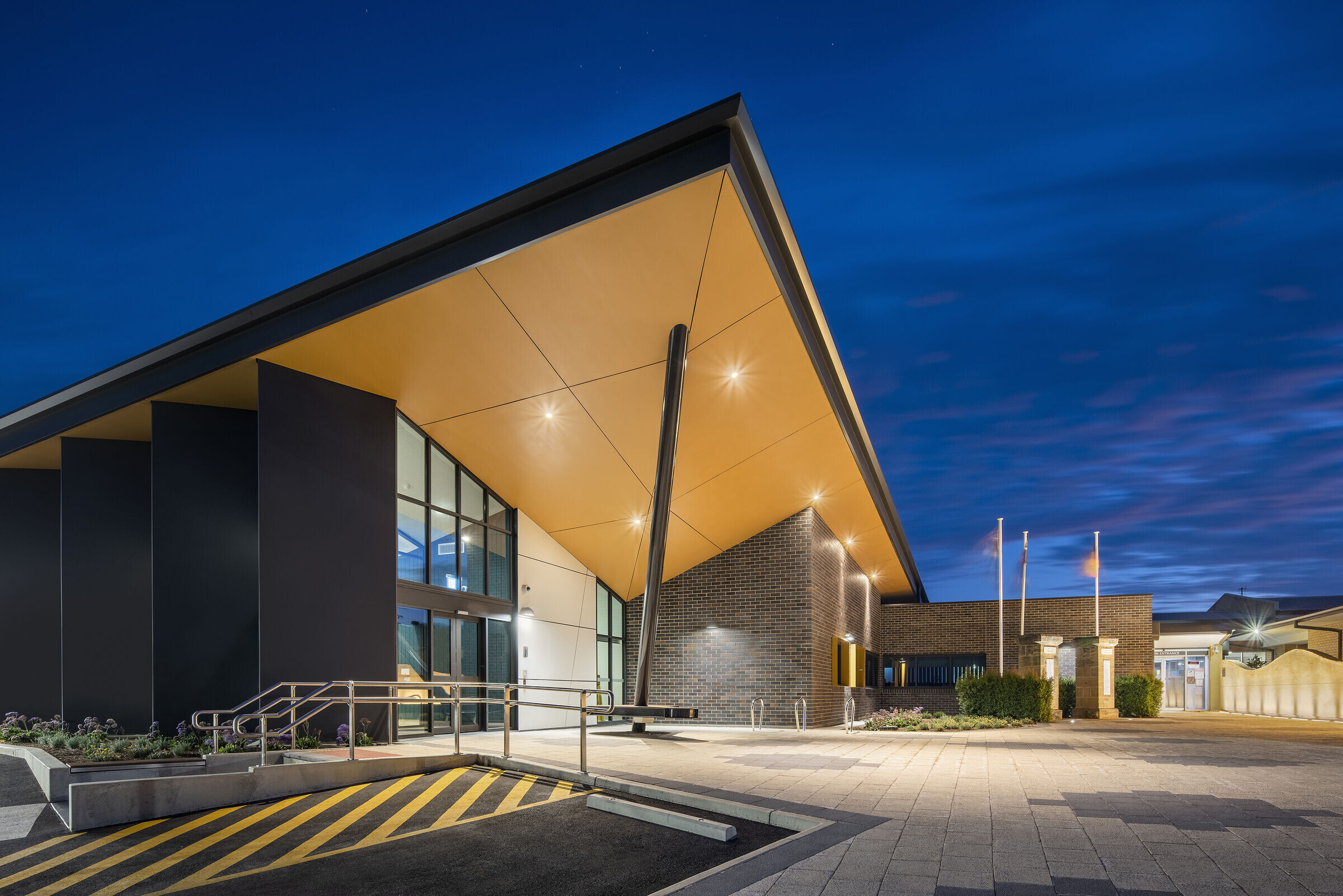 https://archello.com/story/100636/attachments/photos-videos/3 photo_credit David Sievers