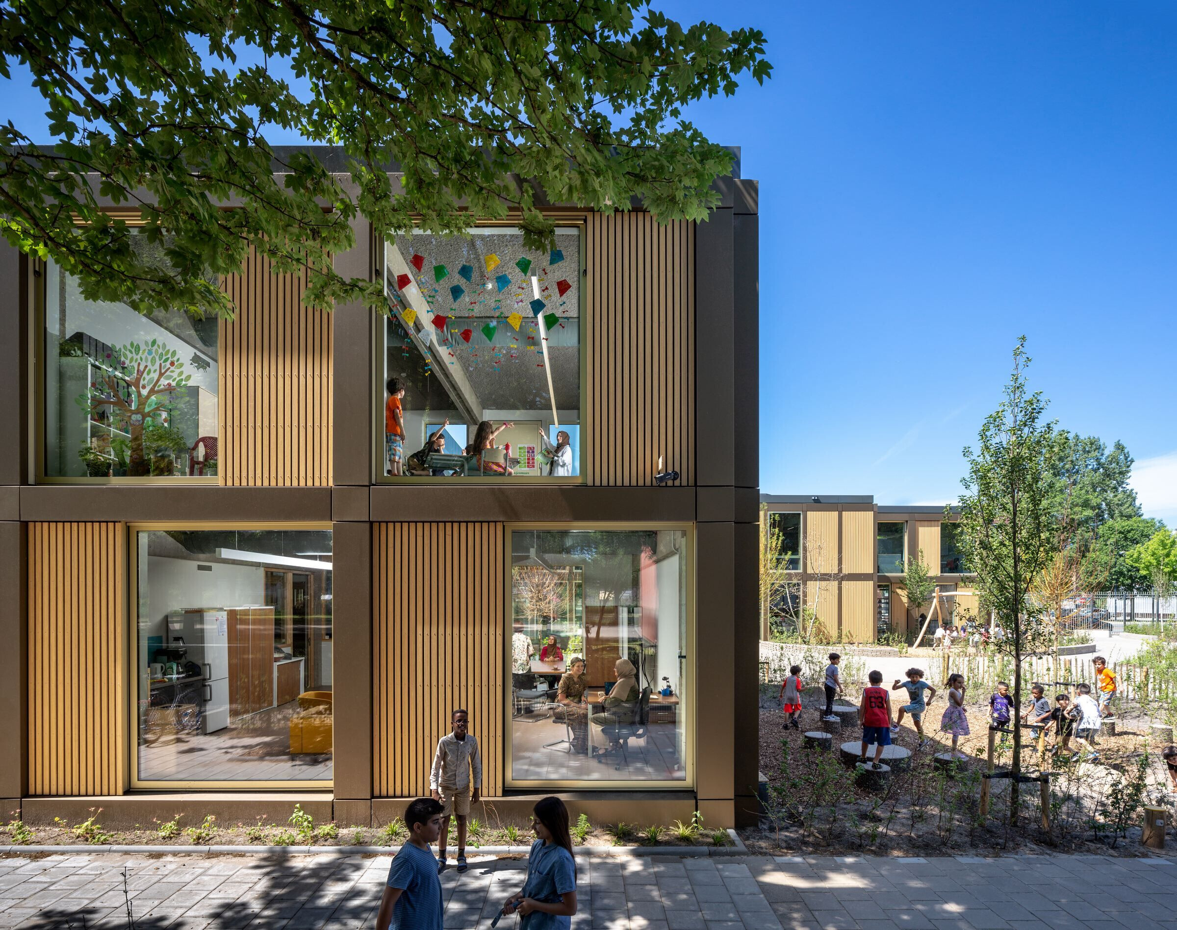 https://archello.com/story/100757/attachments/photos-videos/4 photo_credit Thijs Wolzak