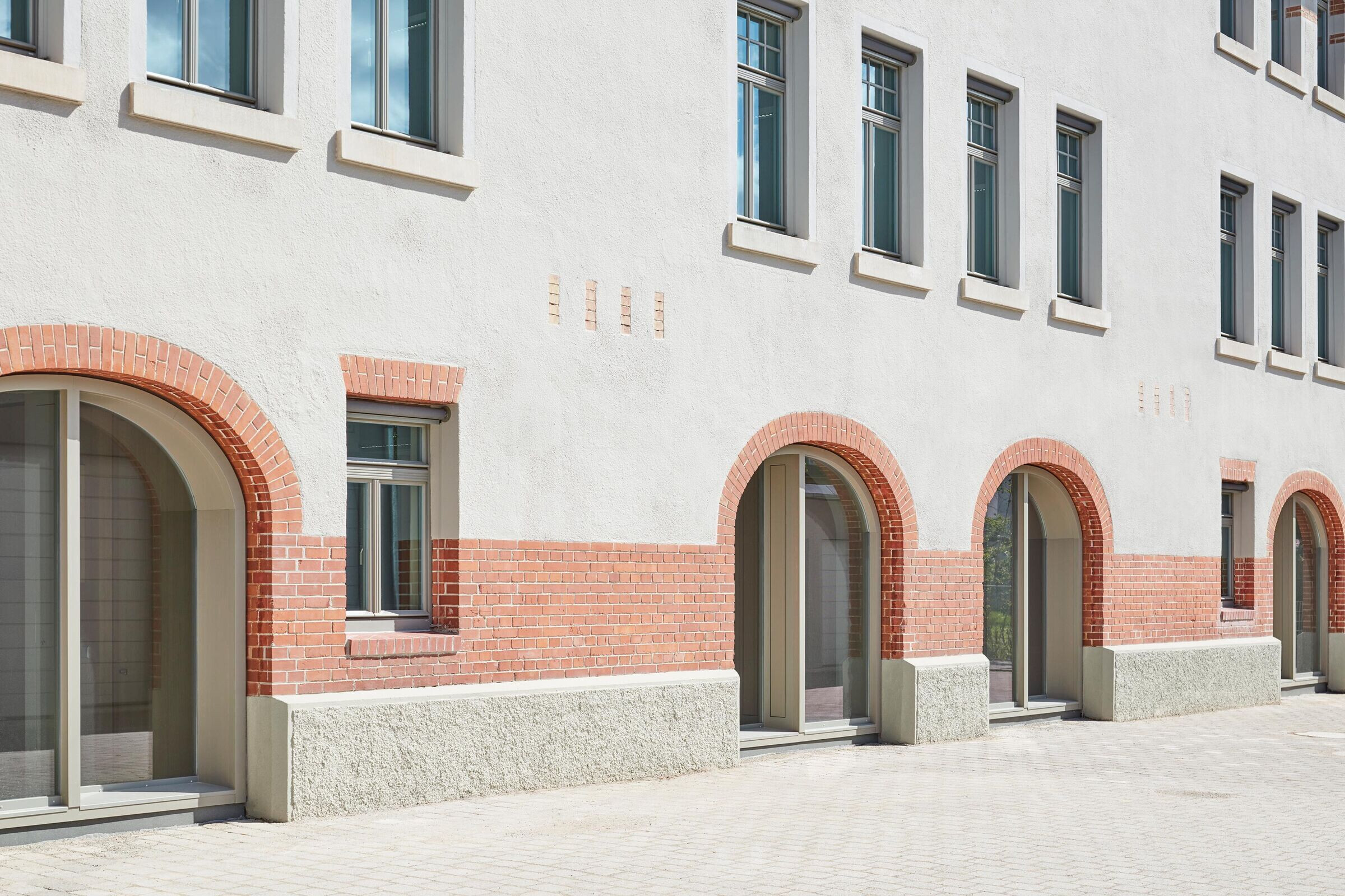 https://archello.com/story/100839/attachments/photos-videos/2