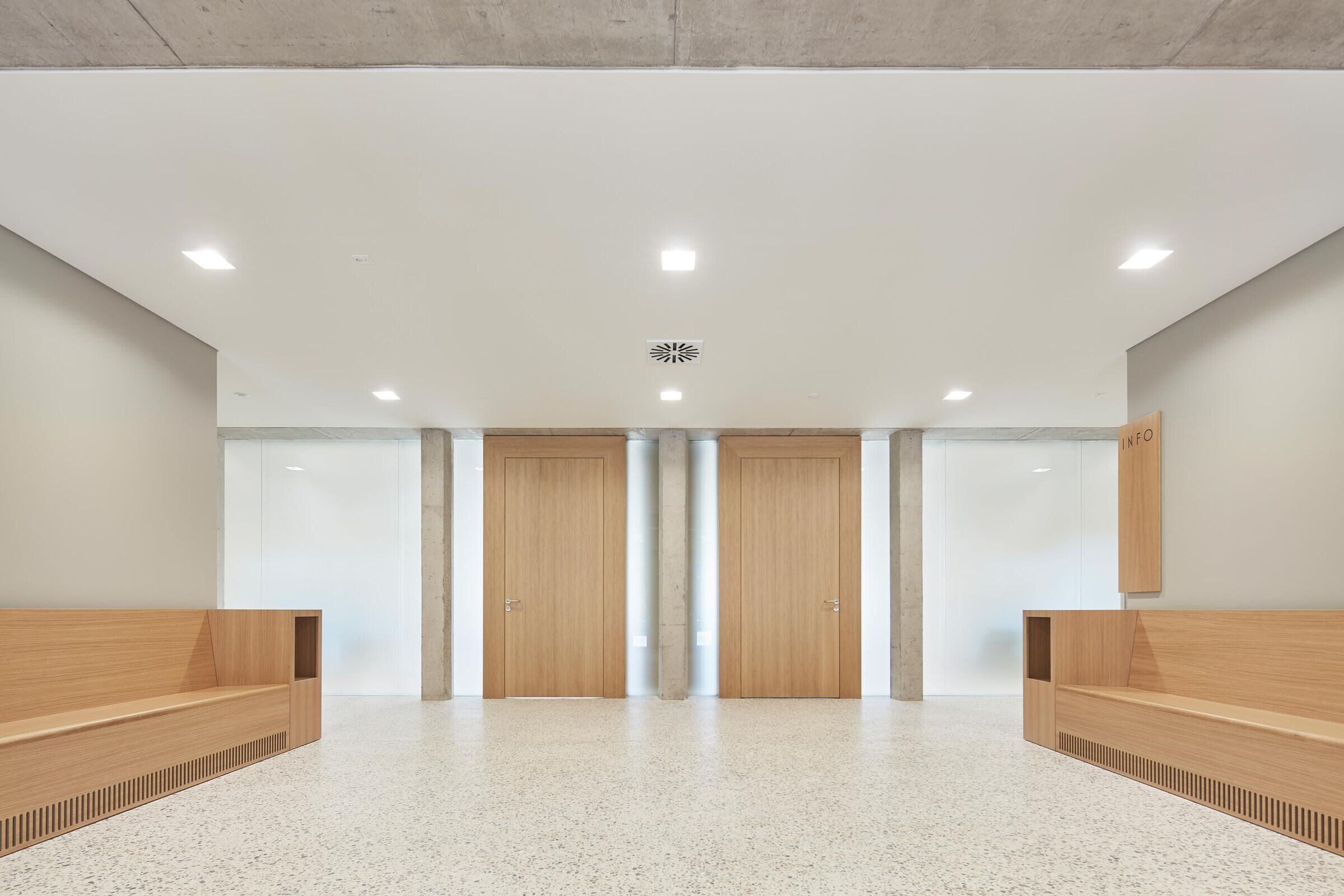 https://archello.com/story/100839/attachments/photos-videos/6