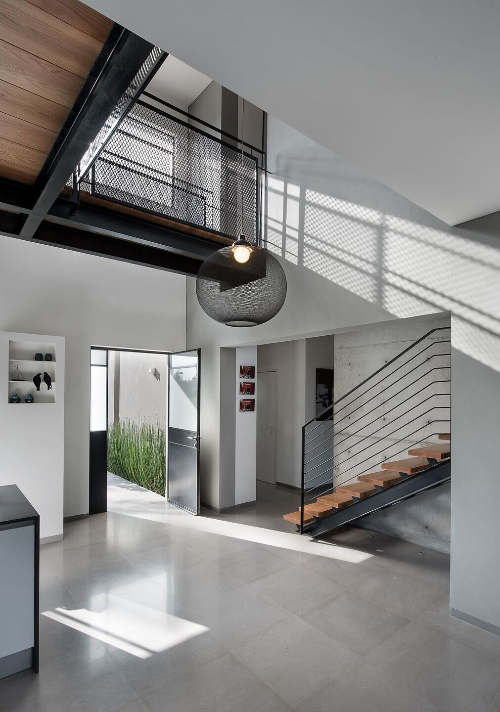https://archello.com/story/100901/attachments/photos-videos/16 photo_credit Amit Gosher