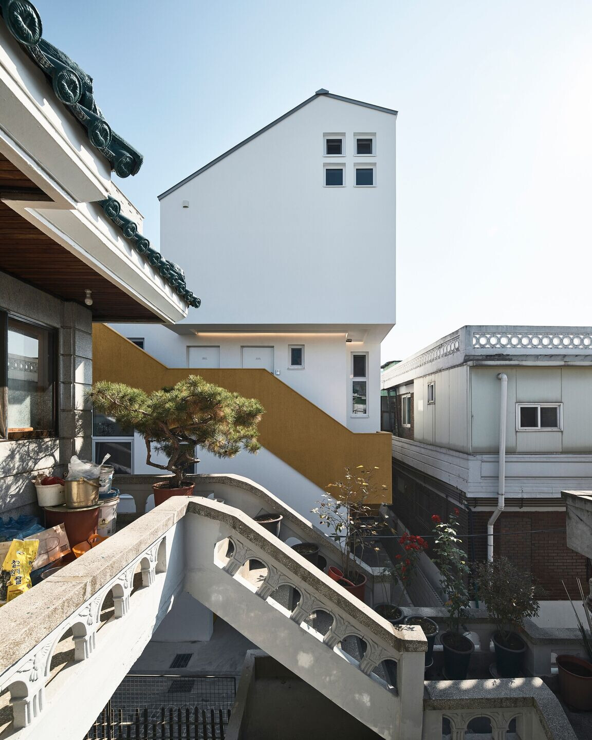 https://archello.com/story/100858/attachments/photos-videos/4 photo_credit Choi Jinbo