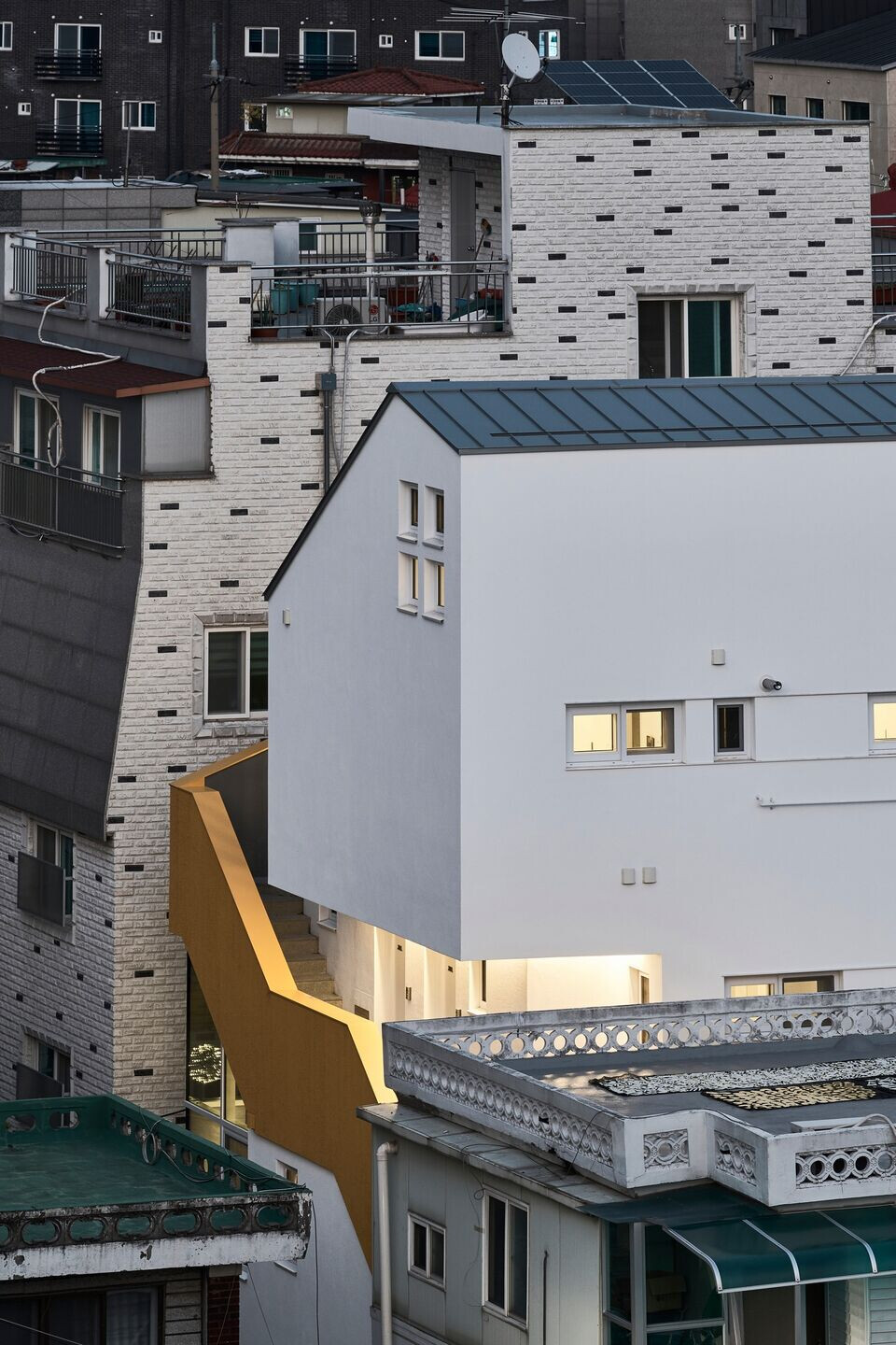 https://archello.com/story/100858/attachments/photos-videos/9 photo_credit Choi Jinbo