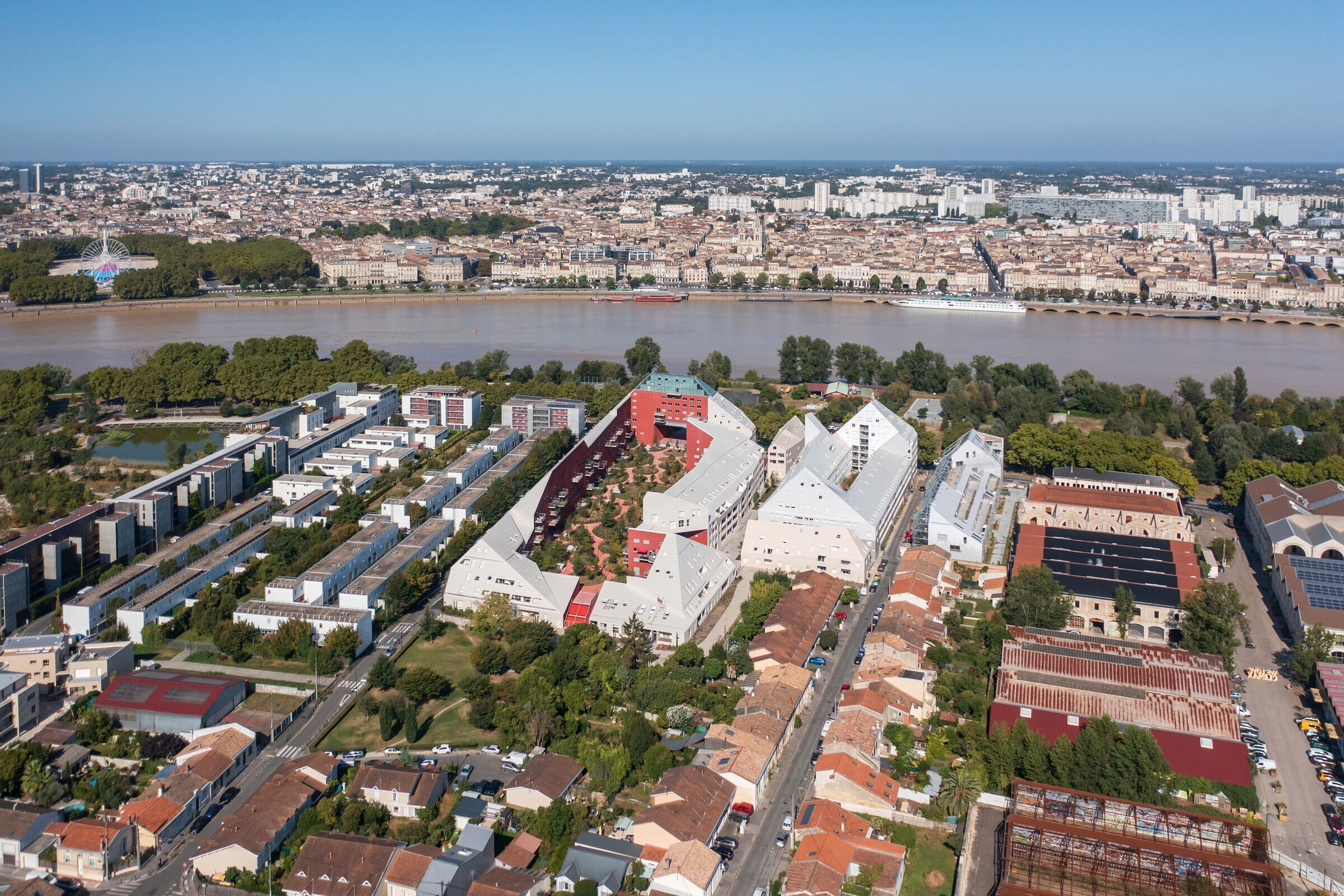 https://archello.com/story/100958/attachments/photos-videos/4 photo_credit Ossip van Duivenbode