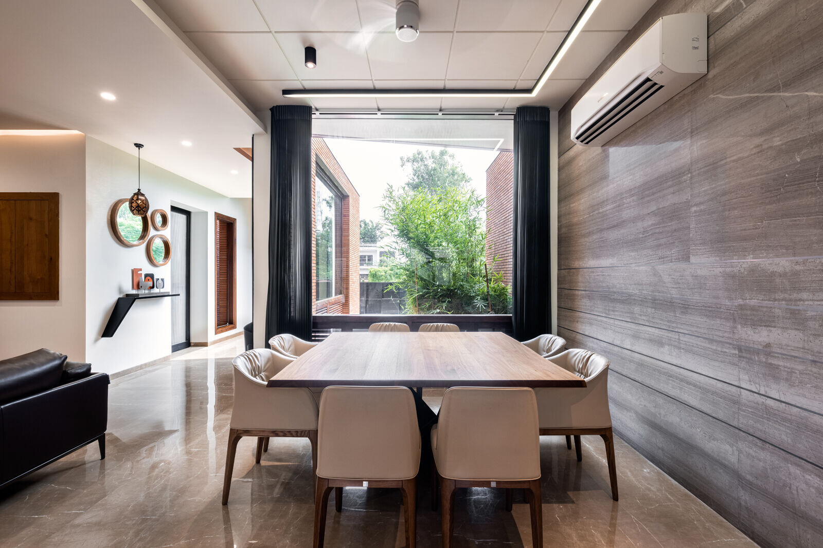 https://archello.com/story/100986/attachments/photos-videos/11 photo_credit Purnesh Dev