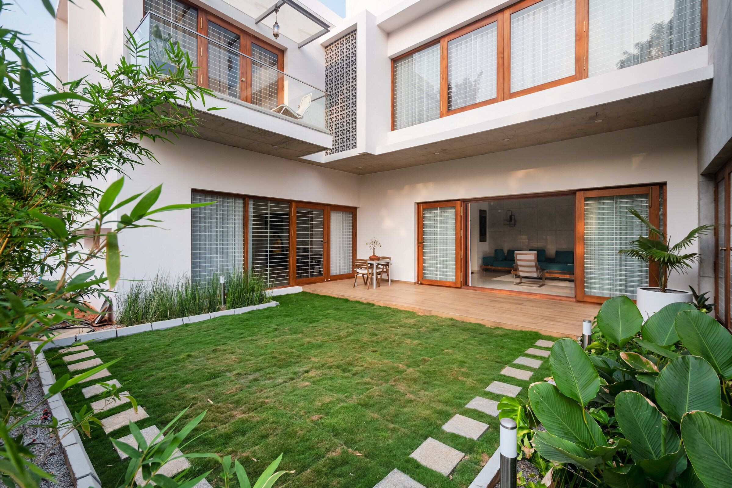 https://archello.com/story/101106/attachments/photos-videos/9 photo_credit Geeth Gopinath