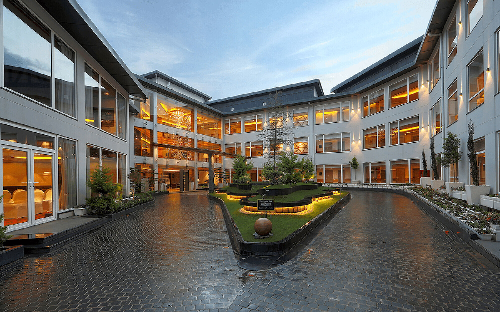 https://archello.com/story/101114/attachments/renders/12 photo_credit ITC Hotel Group