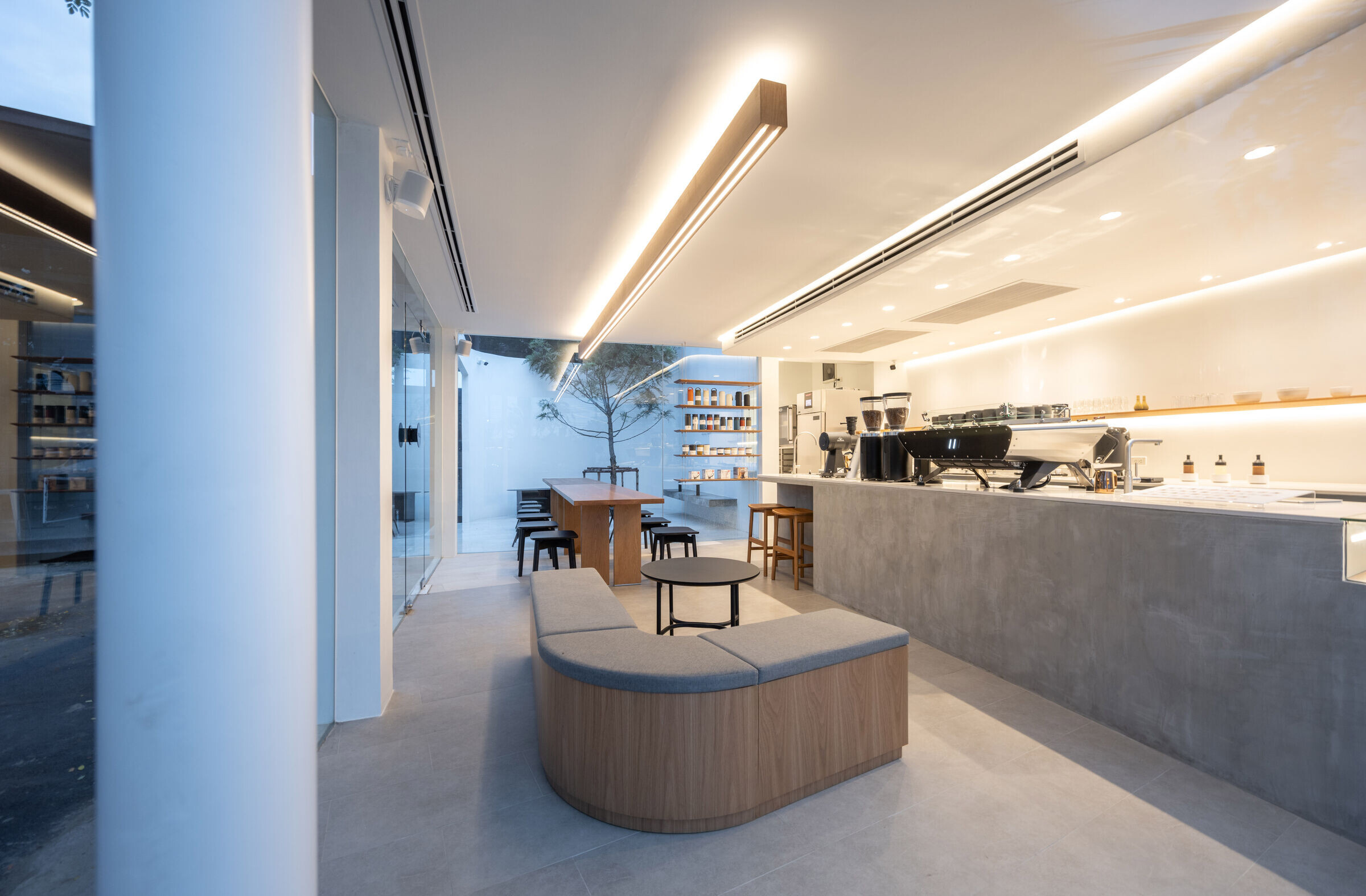 https://archello.com/story/101186/attachments/photos-videos/2 photo_credit Rungkit Charoenwat