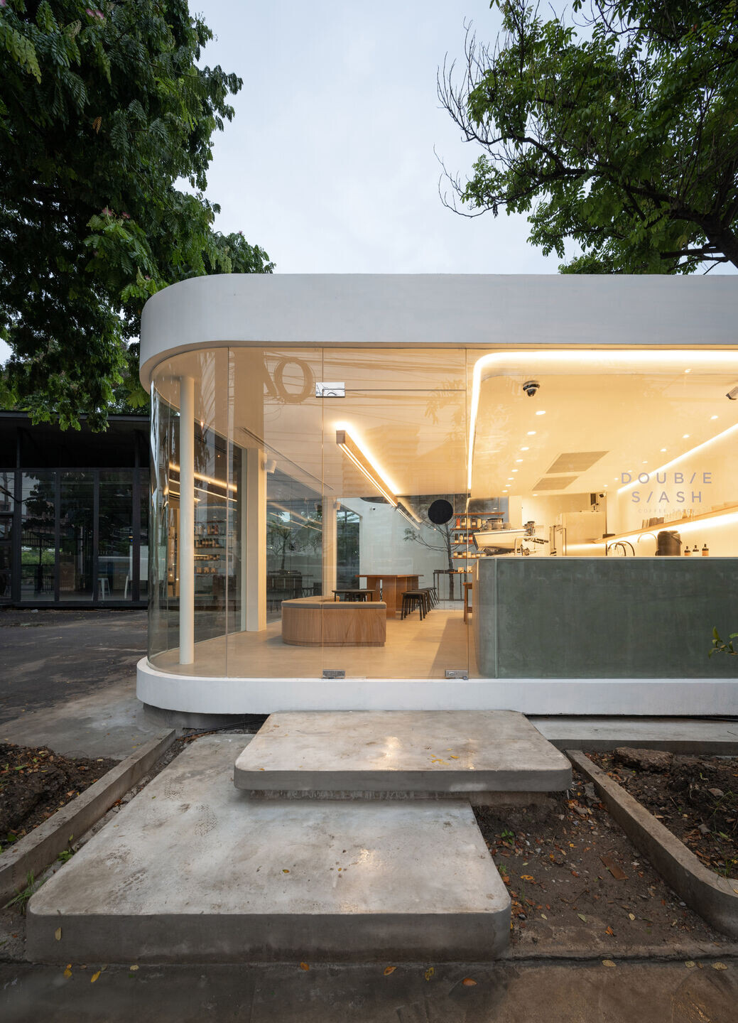 https://archello.com/story/101186/attachments/photos-videos/1 photo_credit Rungkit Charoenwat