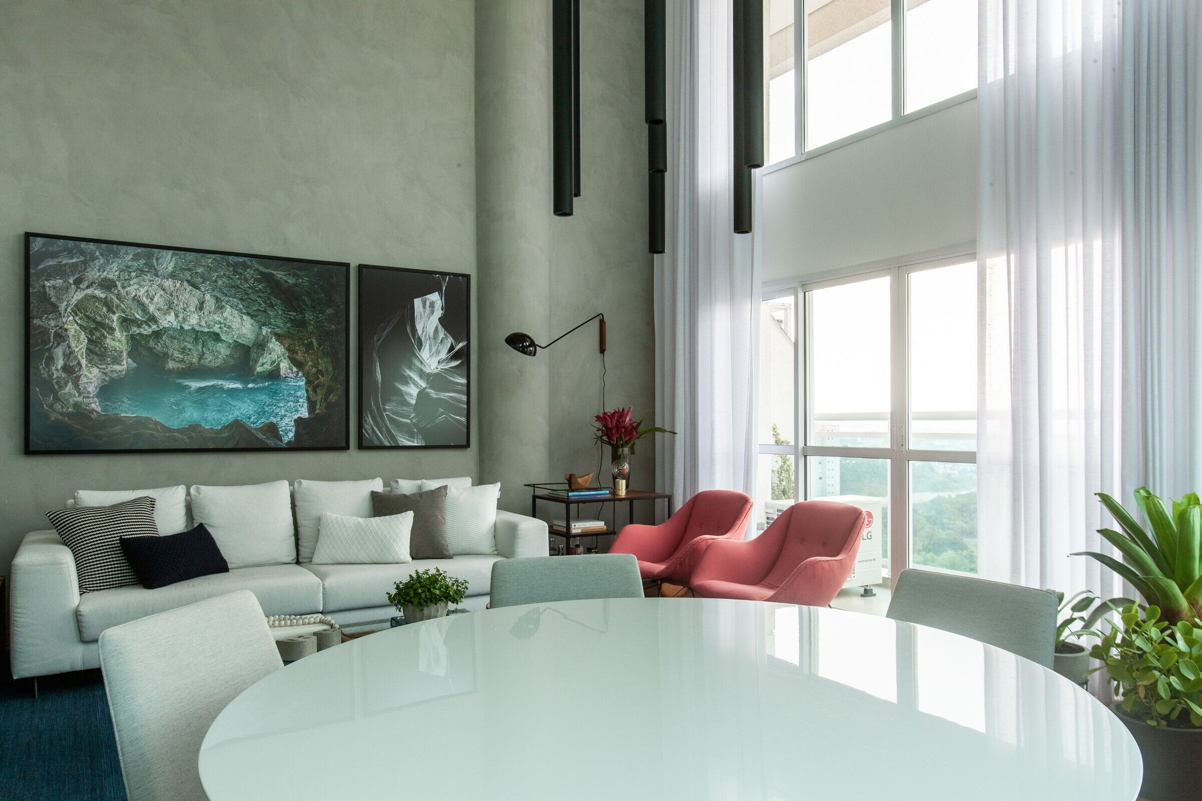 https://archello.com/story/101252/attachments/photos-videos/27 photo_credit Eder Brunscagin