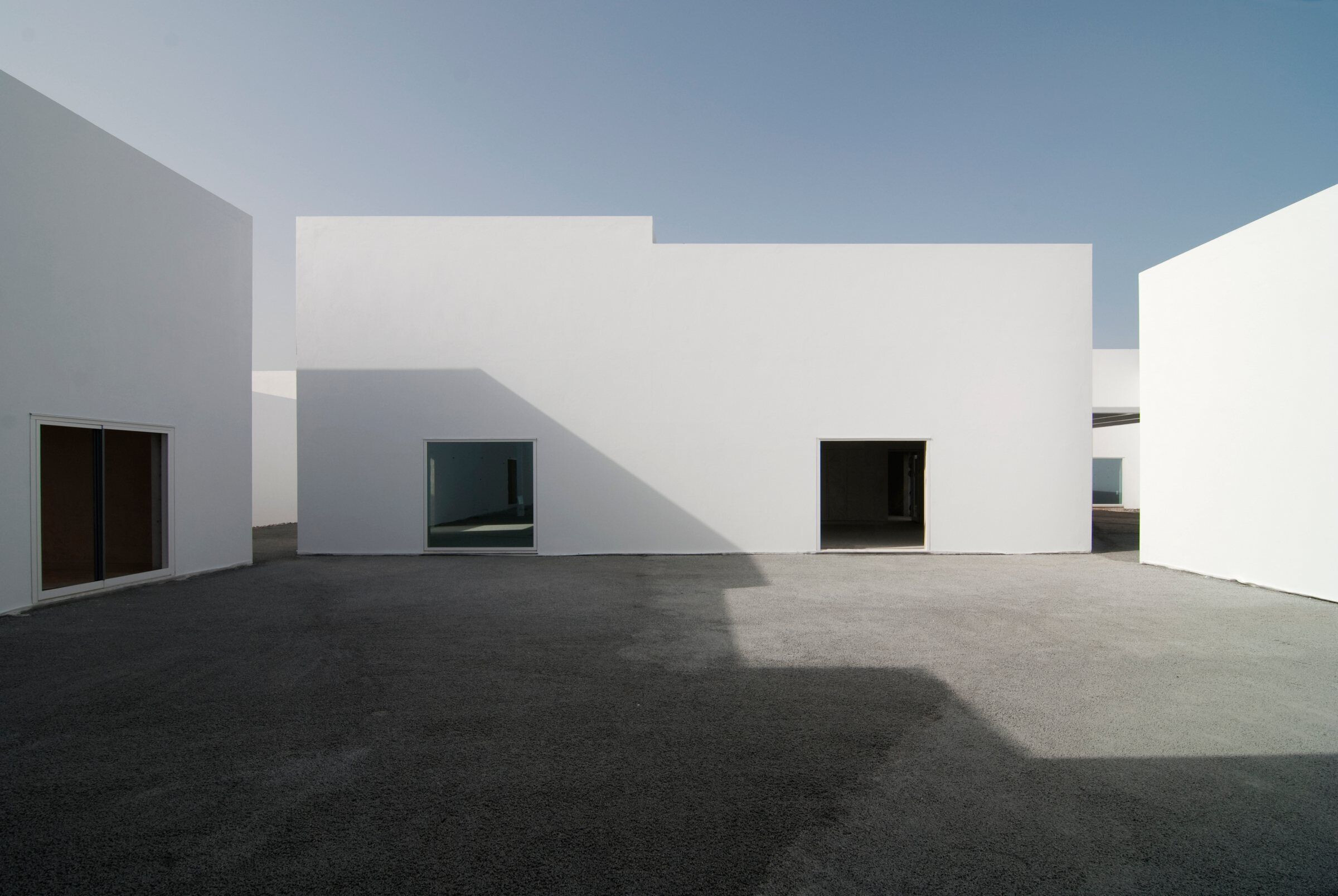 https://archello.com/story/101362/attachments/photos-videos/8 photo_credit Aires Mateus