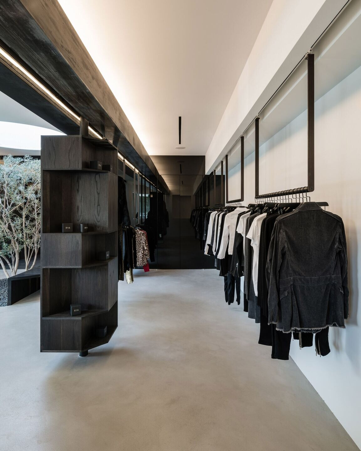 https://archello.com/story/101370/attachments/photos-videos/12 photo_credit Brandon Shigeta