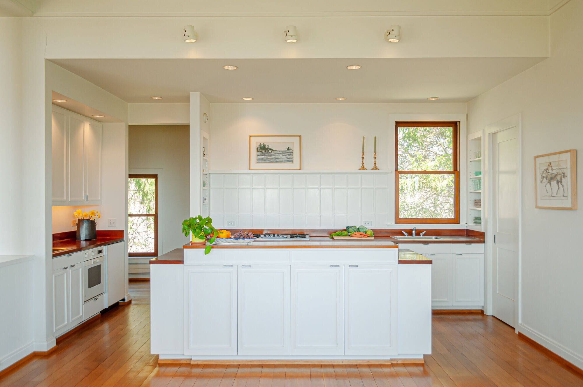 https://archello.com/story/101413/attachments/photos-videos/17 photo_credit Buttrick Projects Architecture+Design