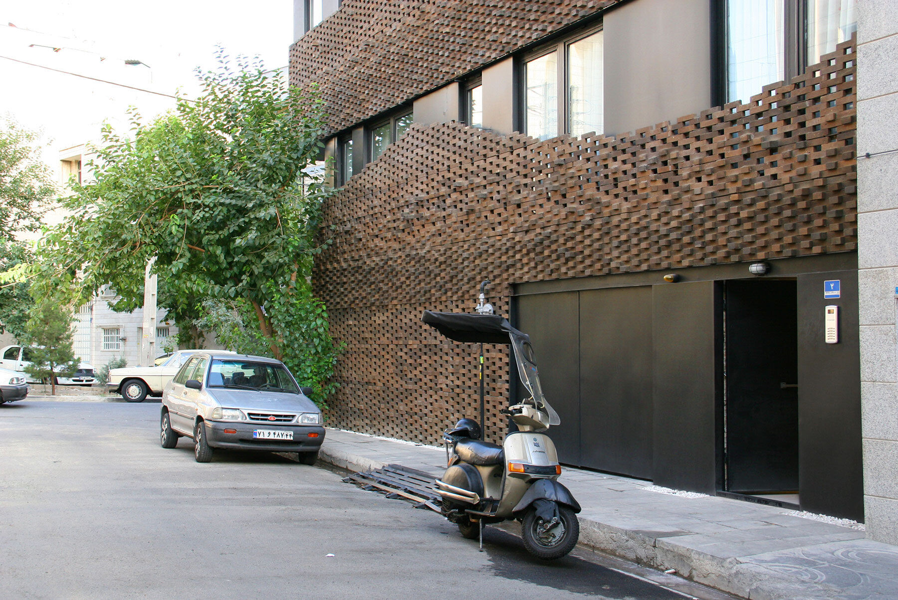https://archello.com/story/101818/attachments/photos-videos/3 photo_credit Habibeh Madjdabadi Architecture Studio