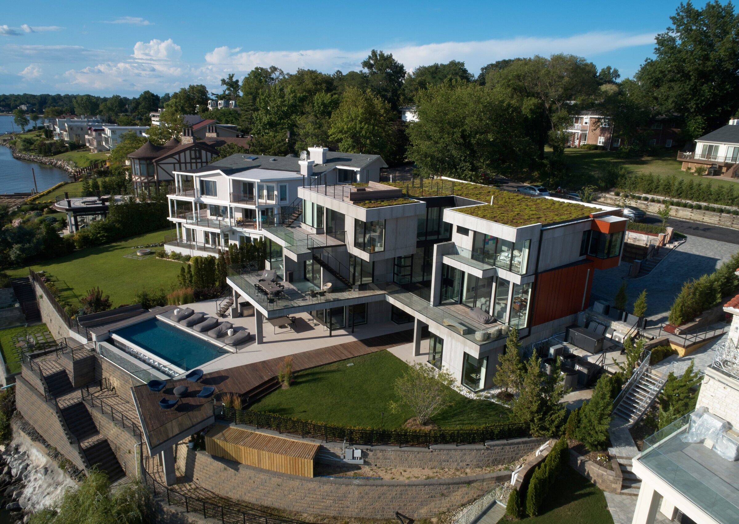 https://archello.com/story/101775/attachments/photos-videos/9 photo_credit Phillip Ennis Productions