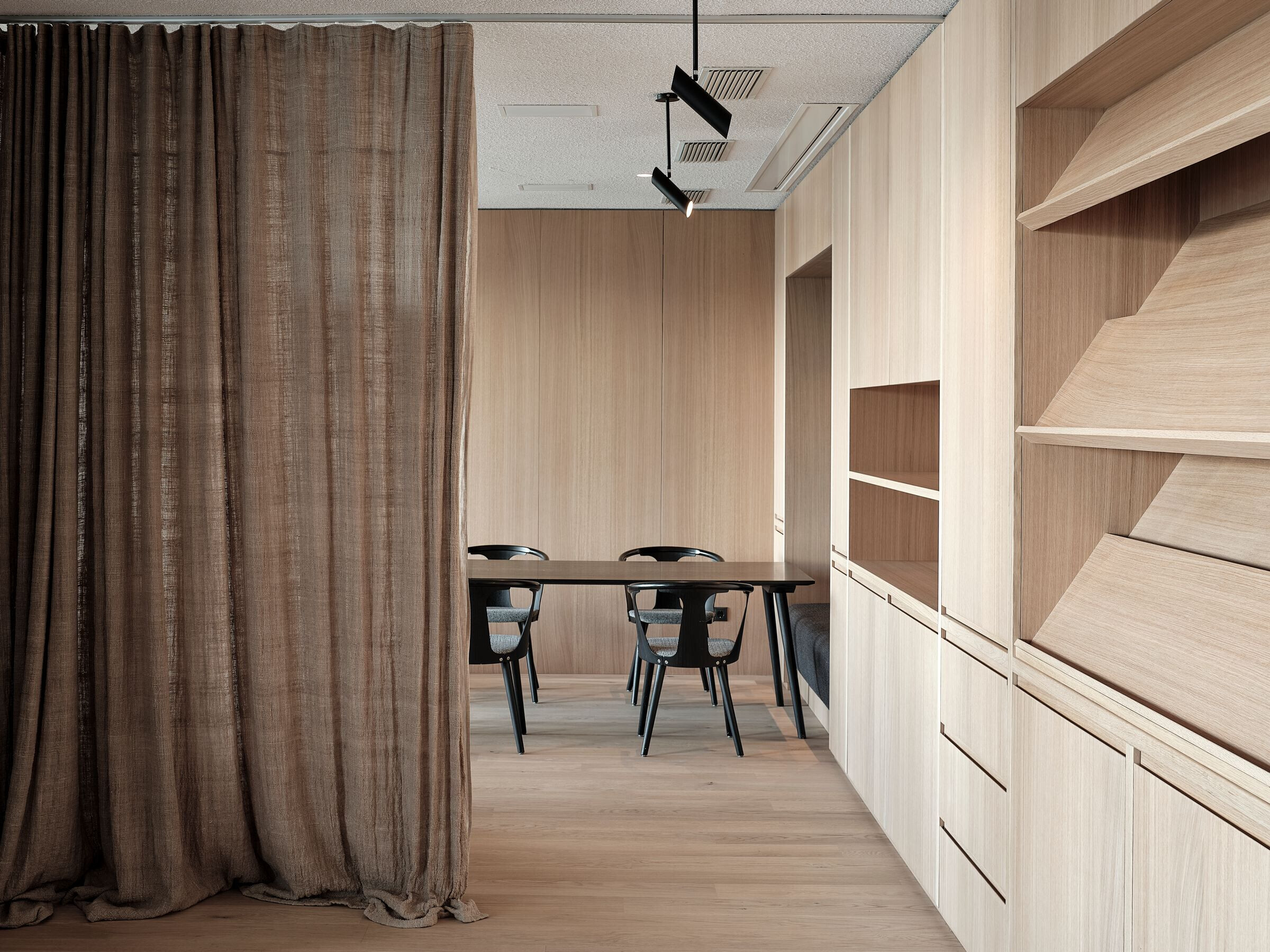 https://archello.com/story/101779/attachments/photos-videos/14 photo_credit Davide Perbellini