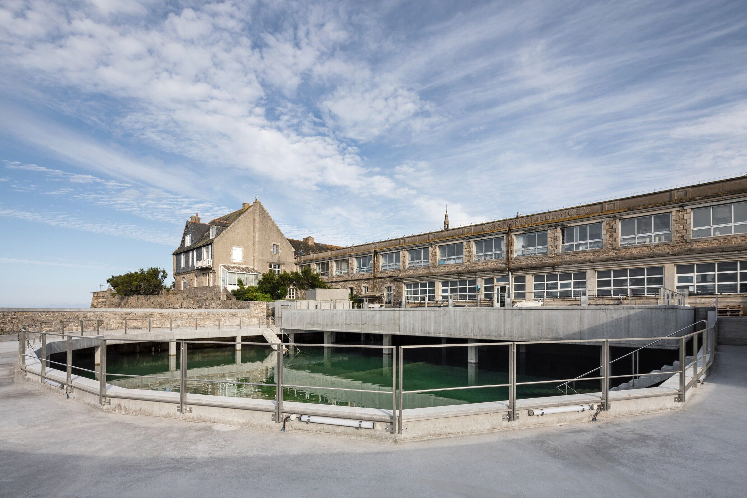 https://archello.com/story/101795/attachments/photos-videos/9 photo_credit Mathieu Noel