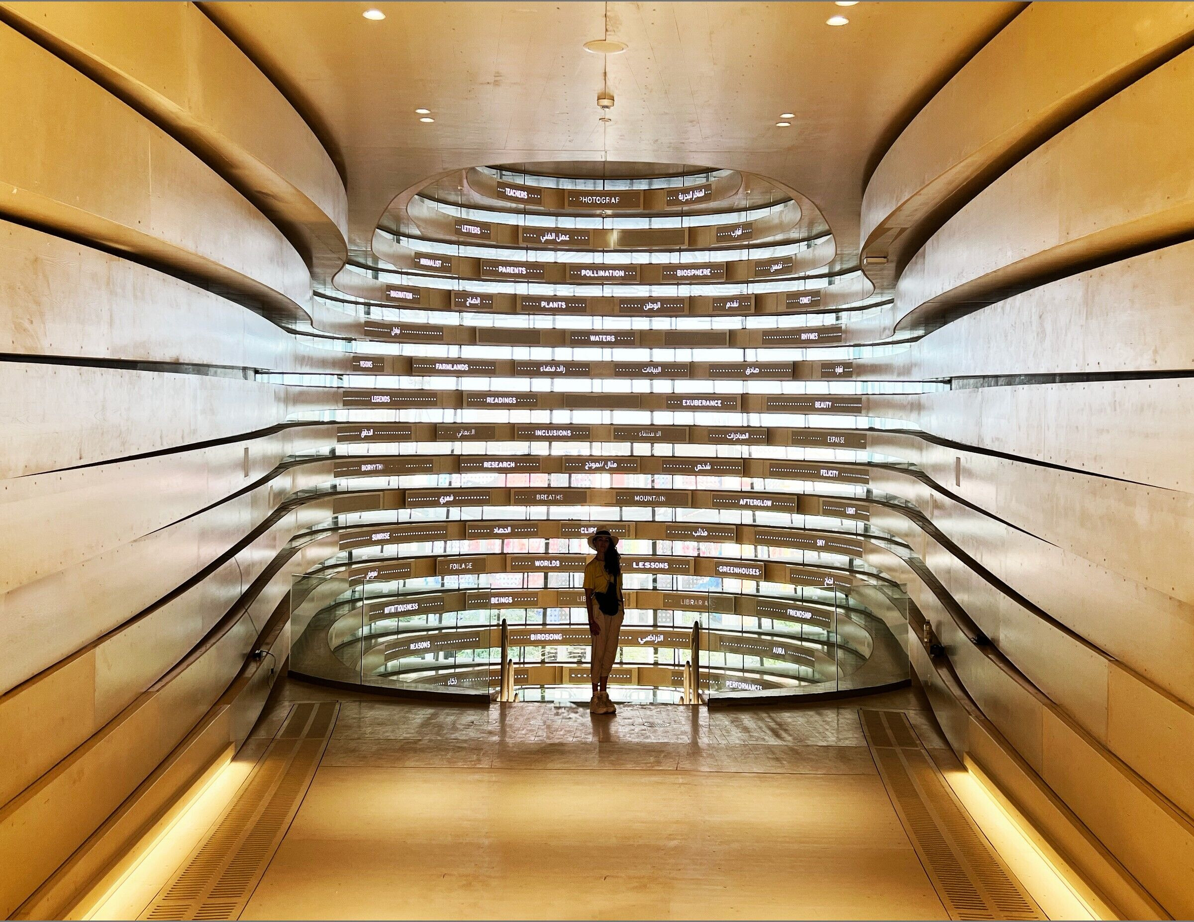 https://archello.com/story/55043/attachments/photos-videos/14 photo_credit Alin Constantin, Image courtesy of Es Devlin