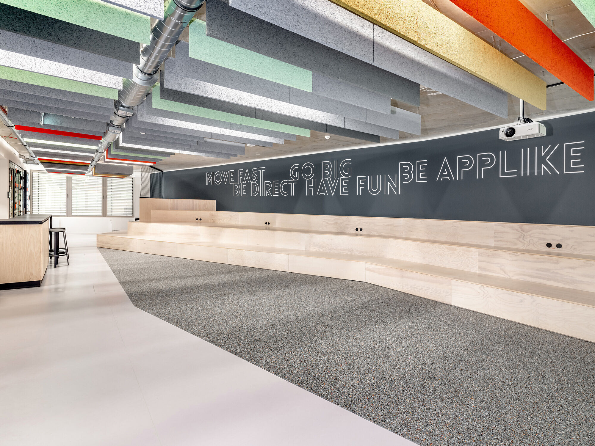 https://archello.com/story/101989/attachments/photos-videos/3 photo_credit Martin Haag / Hafencitystudios
