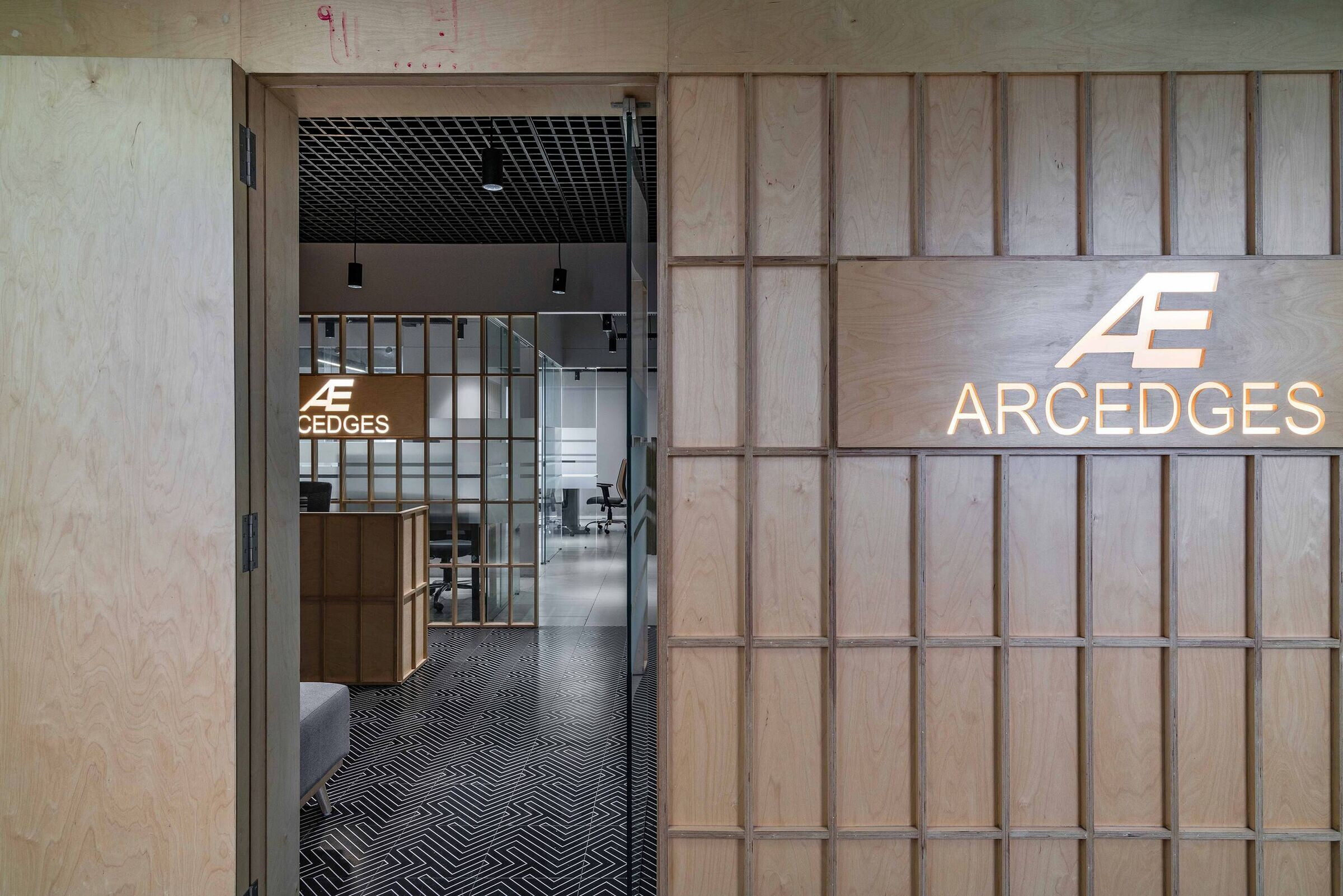 https://archello.com/story/101976/attachments/photos-videos/19 photo_credit Maulik Patel / Inclined Studio