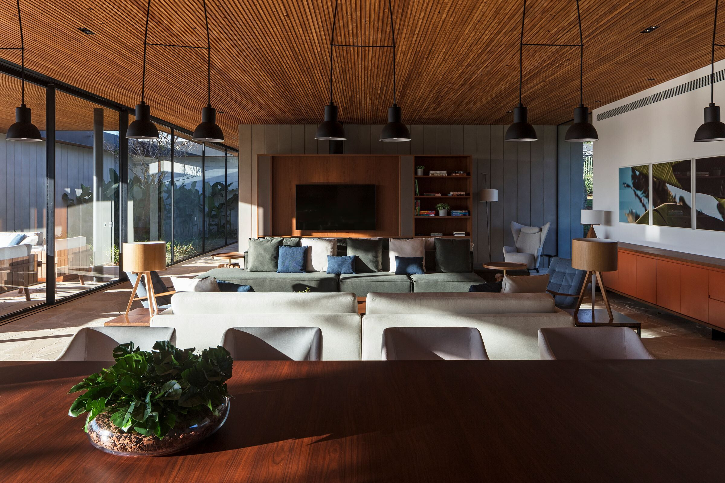https://archello.com/story/102022/attachments/photos-videos/14 photo_credit Leonardo Finnoti