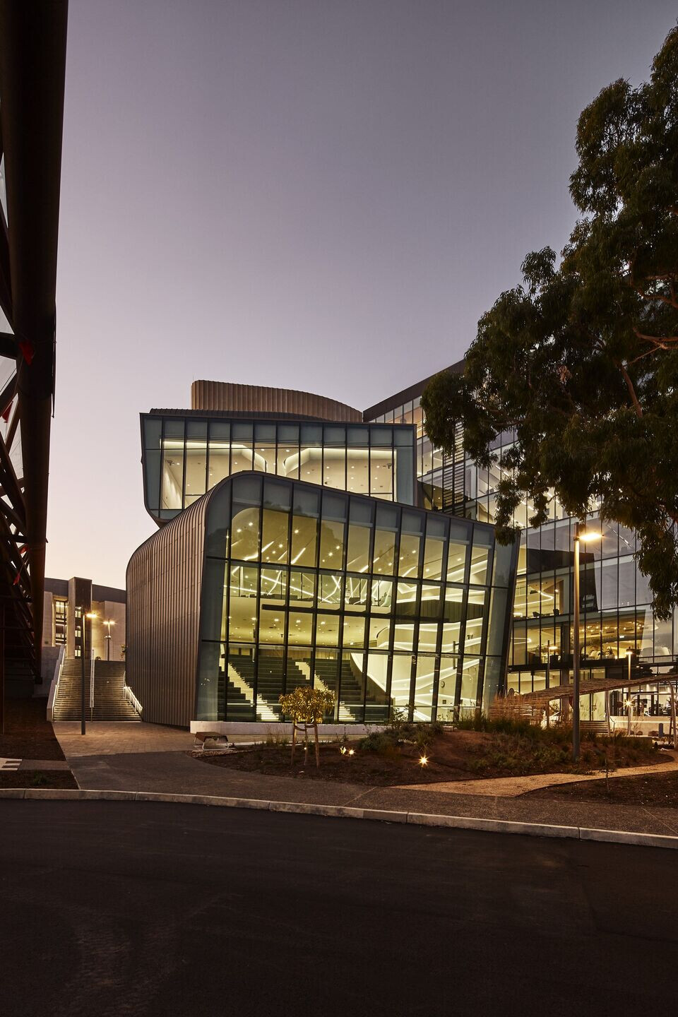 https://archello.com/story/102065/attachments/photos-videos/6 photo_credit Peter Bennetts
