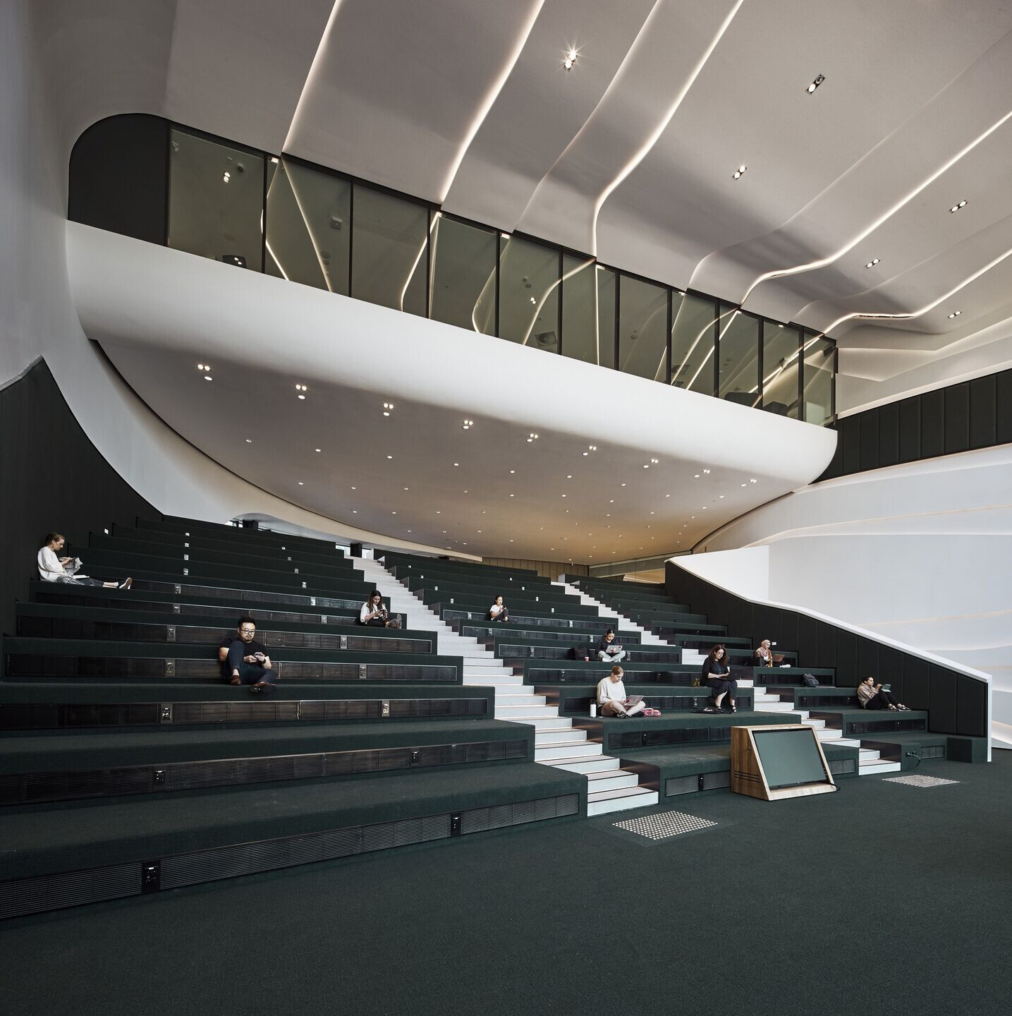 https://archello.com/story/102065/attachments/photos-videos/7 photo_credit Peter Bennetts