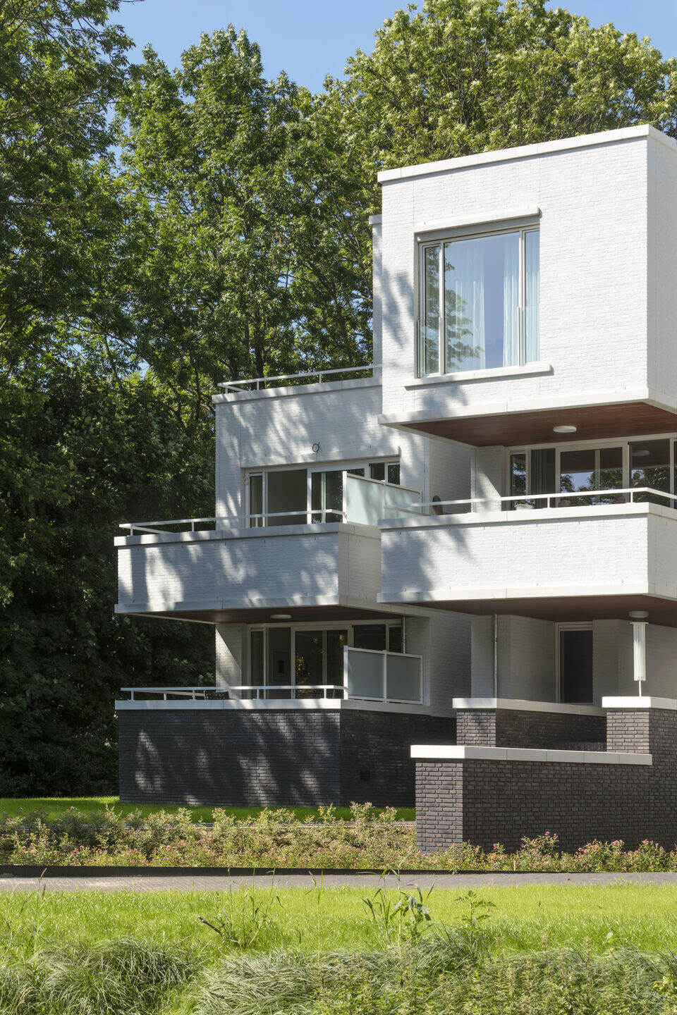 https://archello.com/story/102202/attachments/photos-videos/8 photo_credit Arjen Schmitz