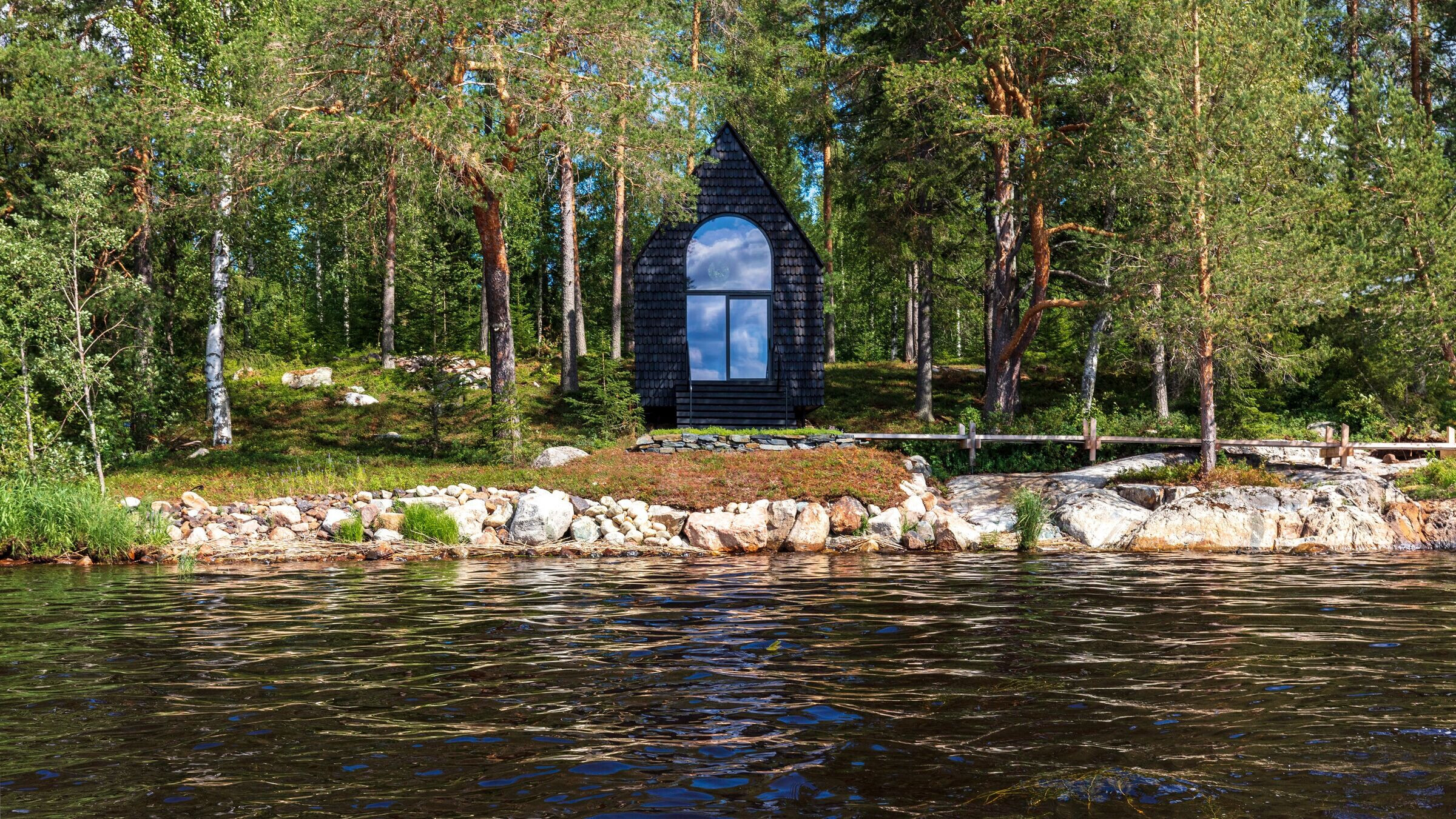 https://archello.com/story/102346/attachments/photos-videos/13 photo_credit Marc Goodwin / Archmospheres