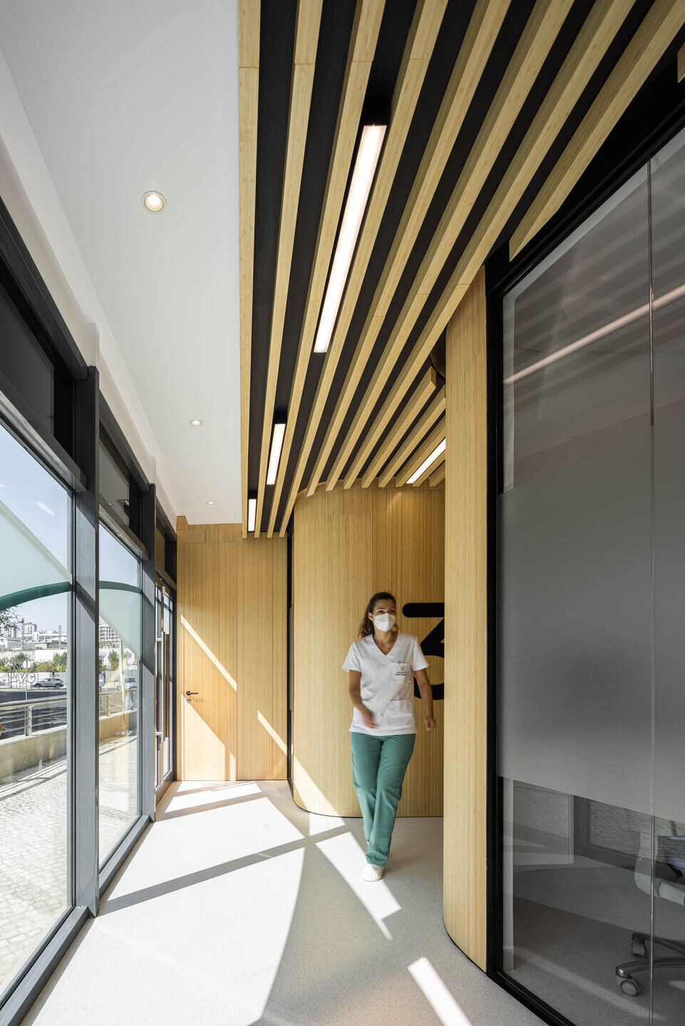 https://archello.com/story/102481/attachments/photos-videos/27 photo_credit Ivo Tavares Studio