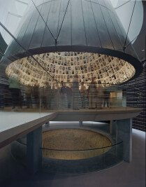 Louis Vuitton in Singapore / FTL Design Engineering Studio