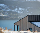 Lake Wakatipu beyond