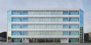 Roche Multifunctional Workspace Building