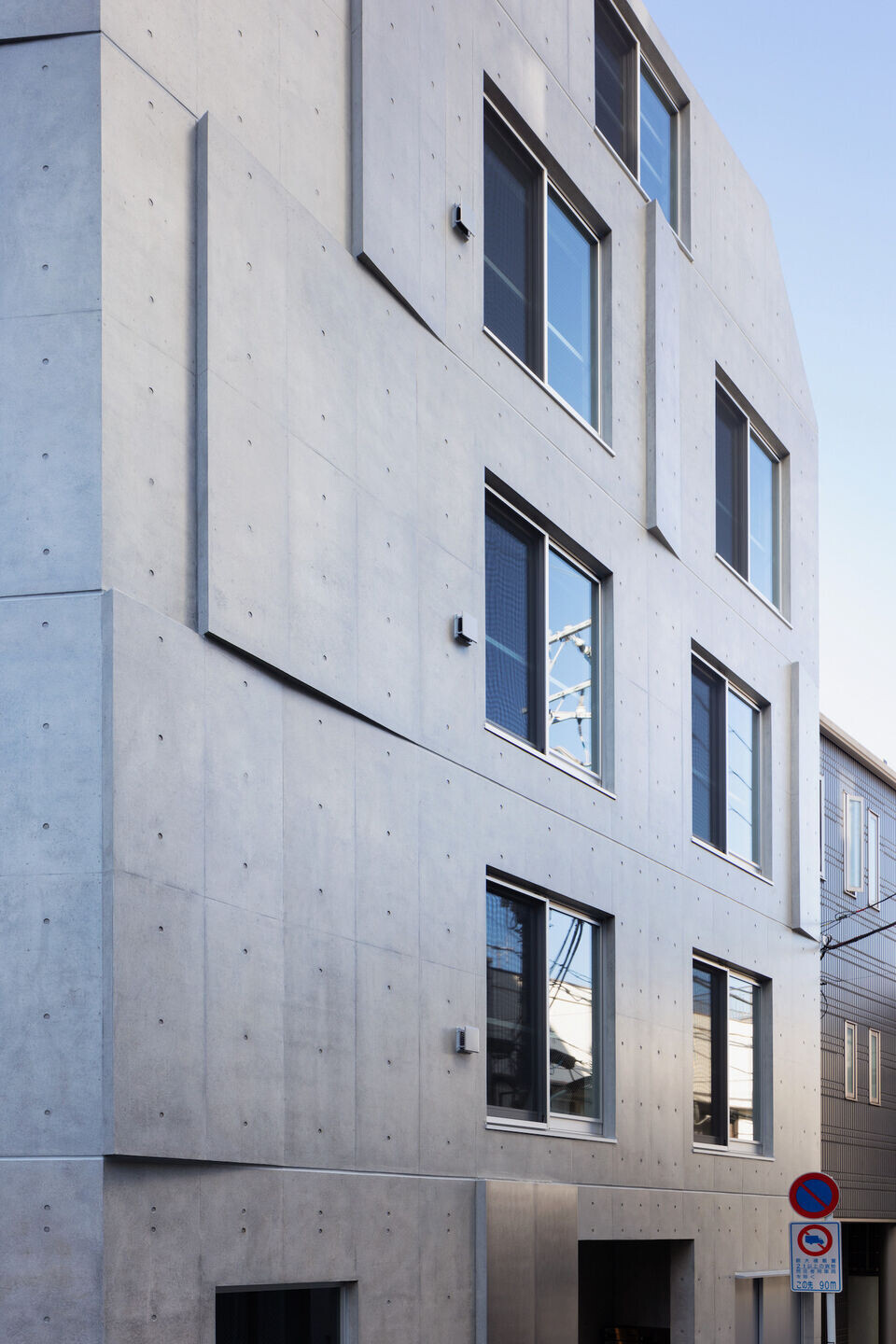 https://archello.com/story/102771/attachments/photos-videos/3 photo_credit Takumi Ota Photography
