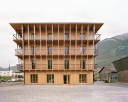 Nothing but Wood: Company Headquarters Küng Holzbau AG by Seiler Linhart Architekten