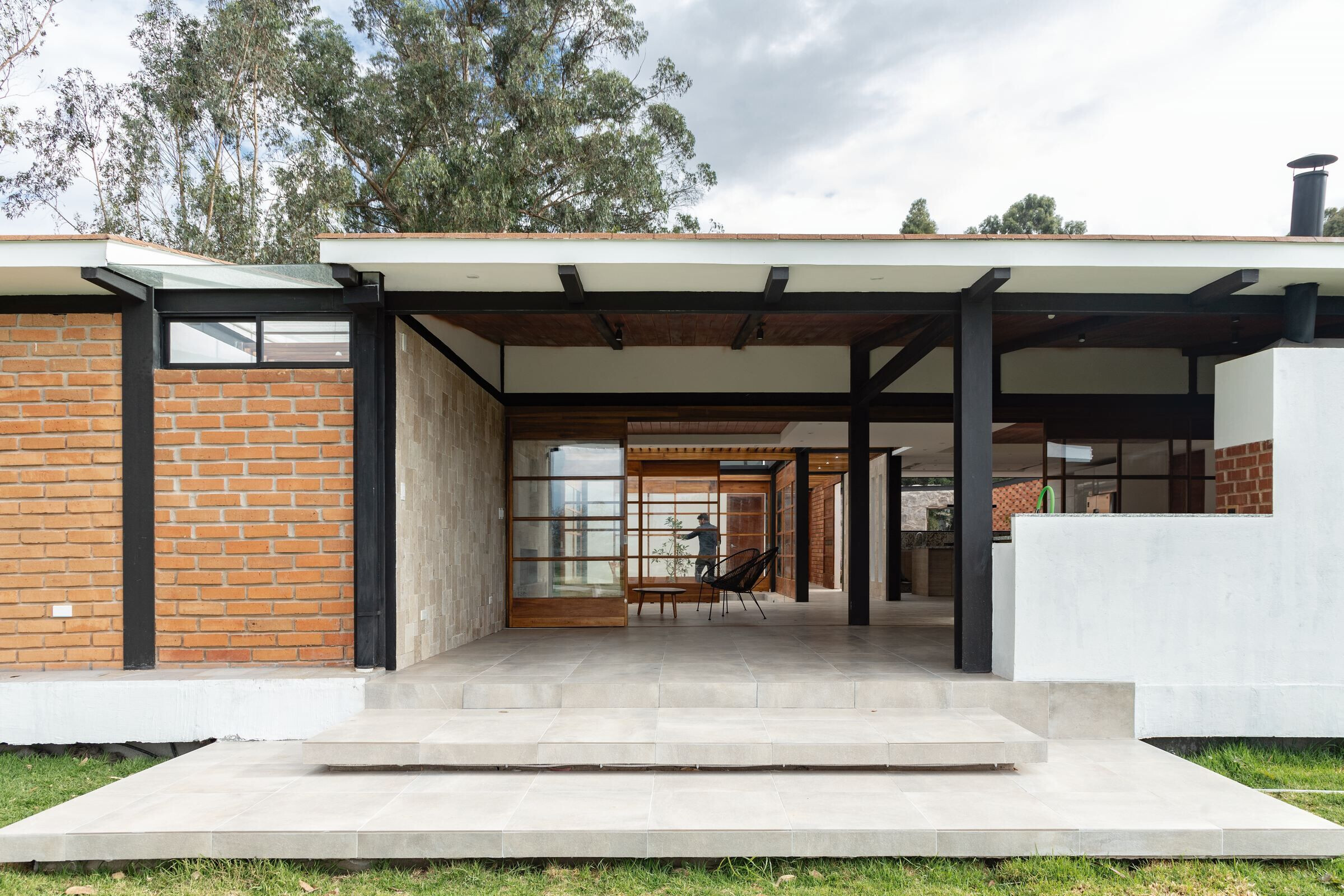 https://archello.com/story/102847/attachments/photos-videos/10 photo_credit Jag Studio