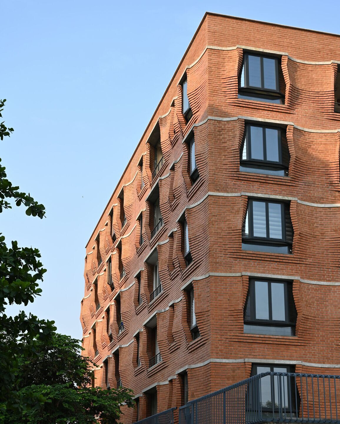 https://archello.com/story/102826/attachments/photos-videos/17 photo_credit Vivek Eadara