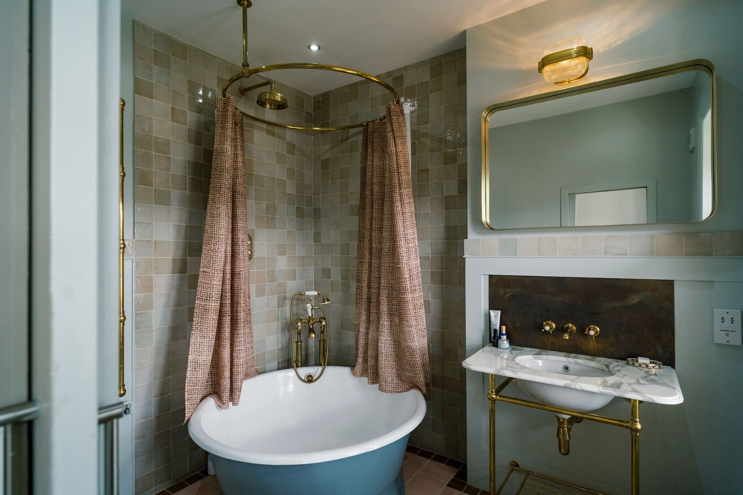 https://archello.com/story/102922/attachments/photos-videos/66 photo_credit Inna Kostukovsky