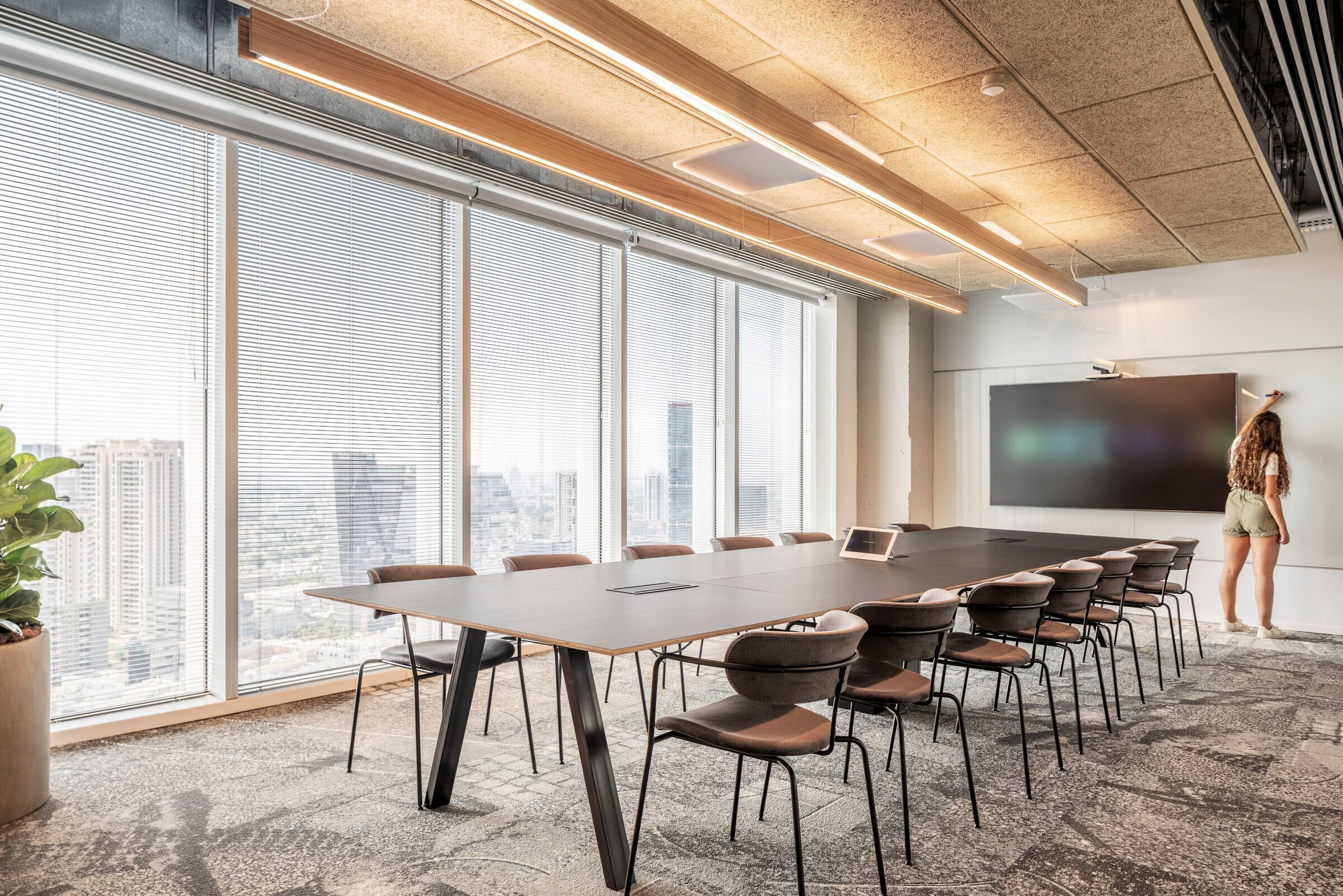 https://archello.com/story/102926/attachments/photos-videos/11 photo_credit Peled studios