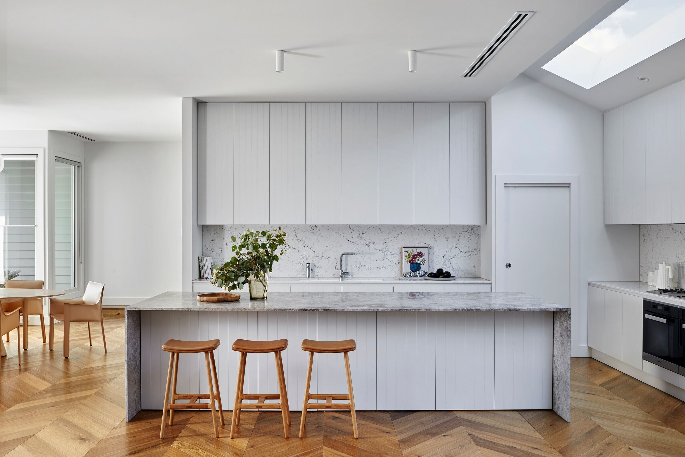 https://archello.com/story/102911/attachments/photos-videos/25 photo_credit Dave Kulesza