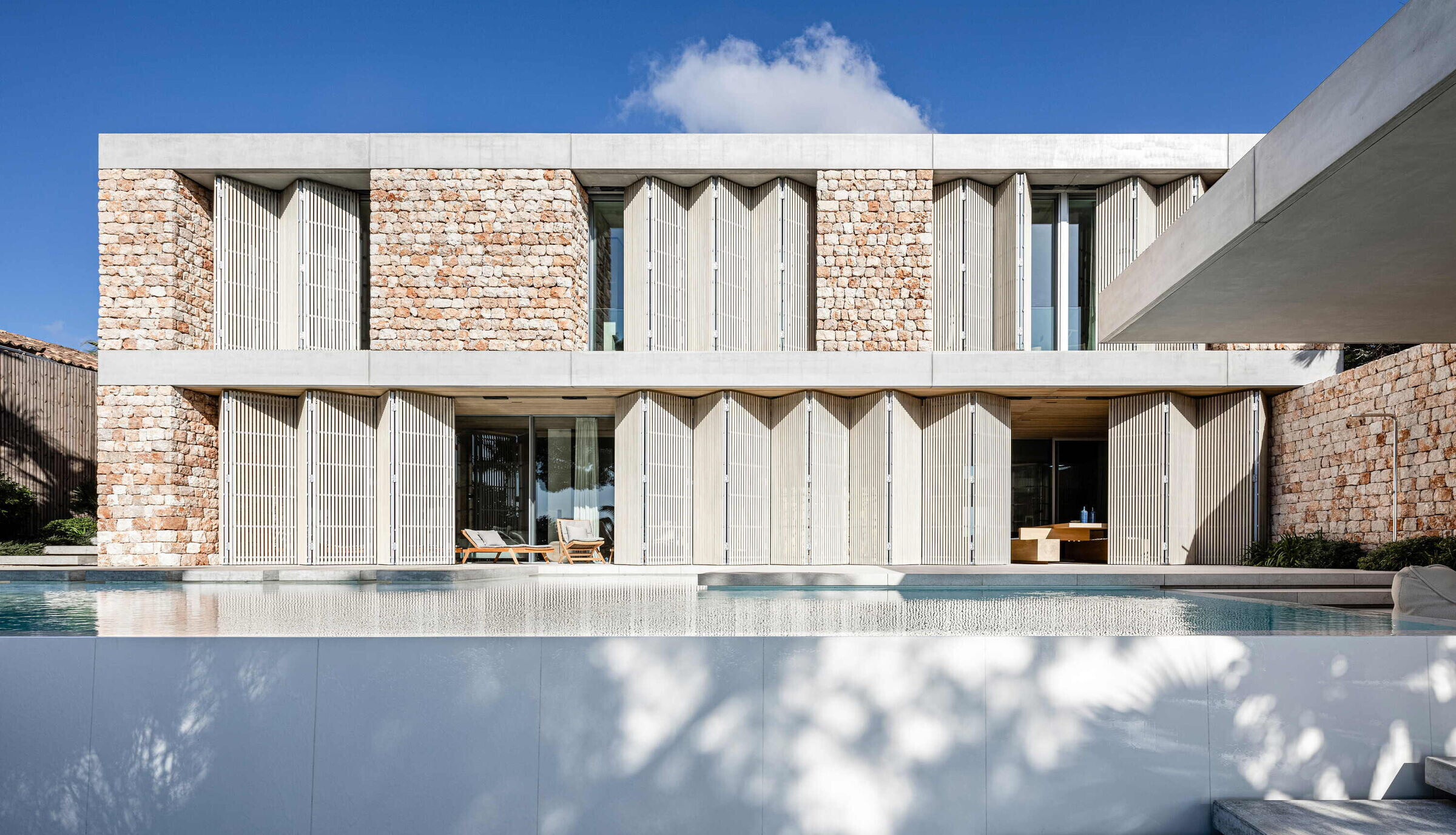 https://archello.com/story/102964/attachments/photos-videos/6 photo_credit Tomeu Canyellas