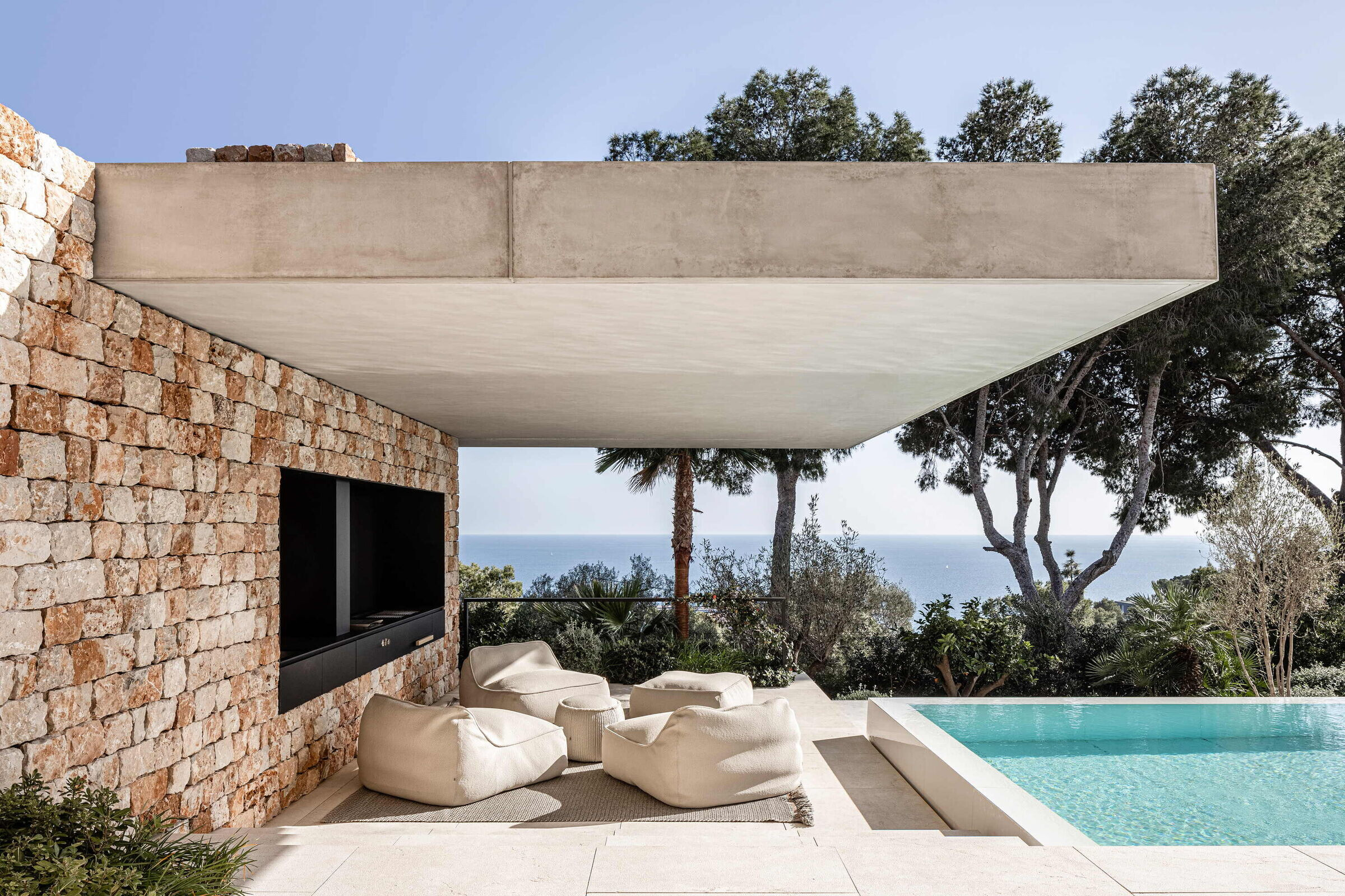 https://archello.com/story/102964/attachments/photos-videos/29 photo_credit Tomeu Canyellas