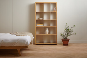 S304 Bookshelf