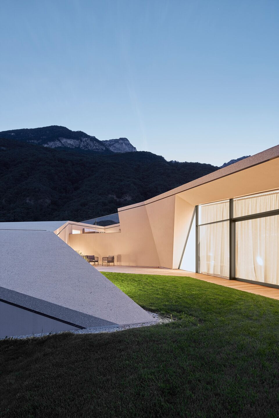 https://archello.com/story/90781/attachments/photos-videos/10 photo_credit Samuel Holzner