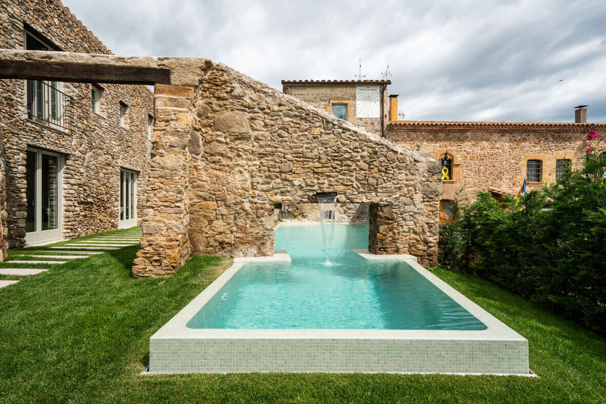 https://archello.com/story/103154/attachments/photos-videos/4 photo_credit Miquel Coll Fotografia