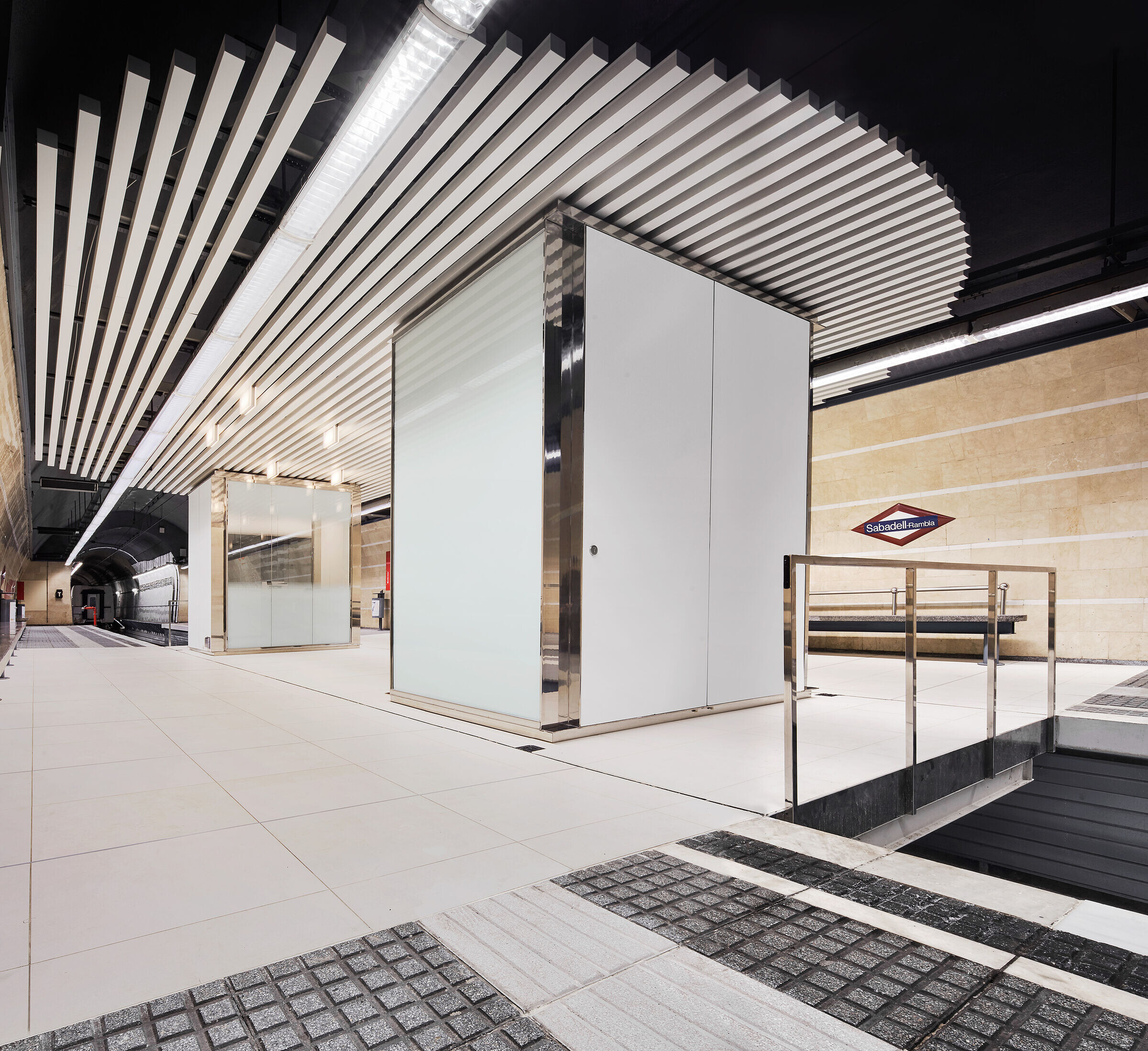 https://archello.com/story/103197/attachments/photos-videos/5 photo_credit José Hevia