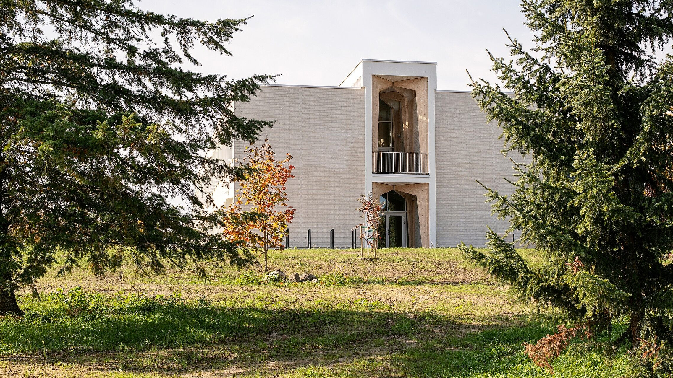 https://archello.com/story/103289/attachments/photos-videos/4 photo_credit TerjeUgandi