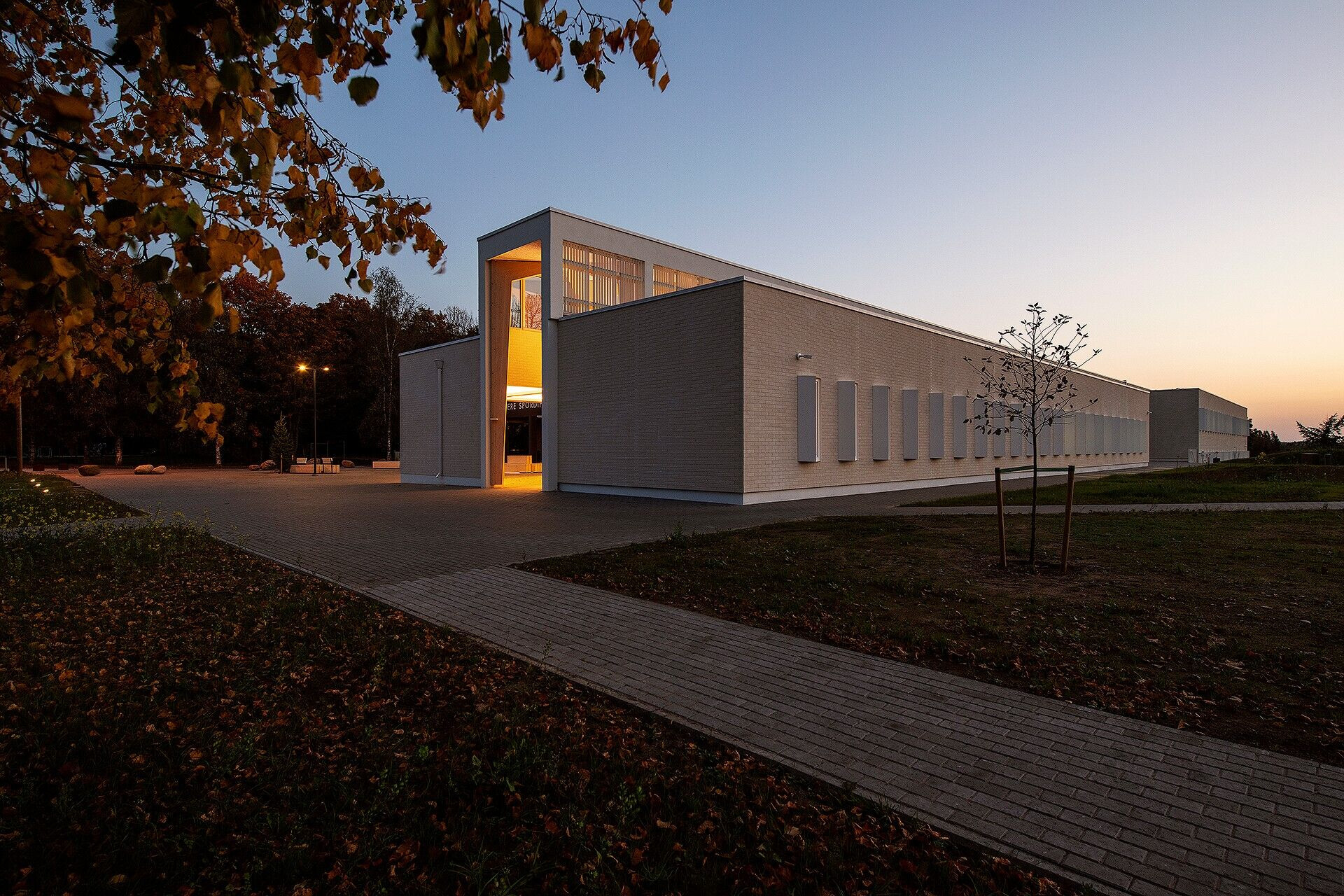 https://archello.com/story/103289/attachments/photos-videos/7 photo_credit TerjeUgandi
